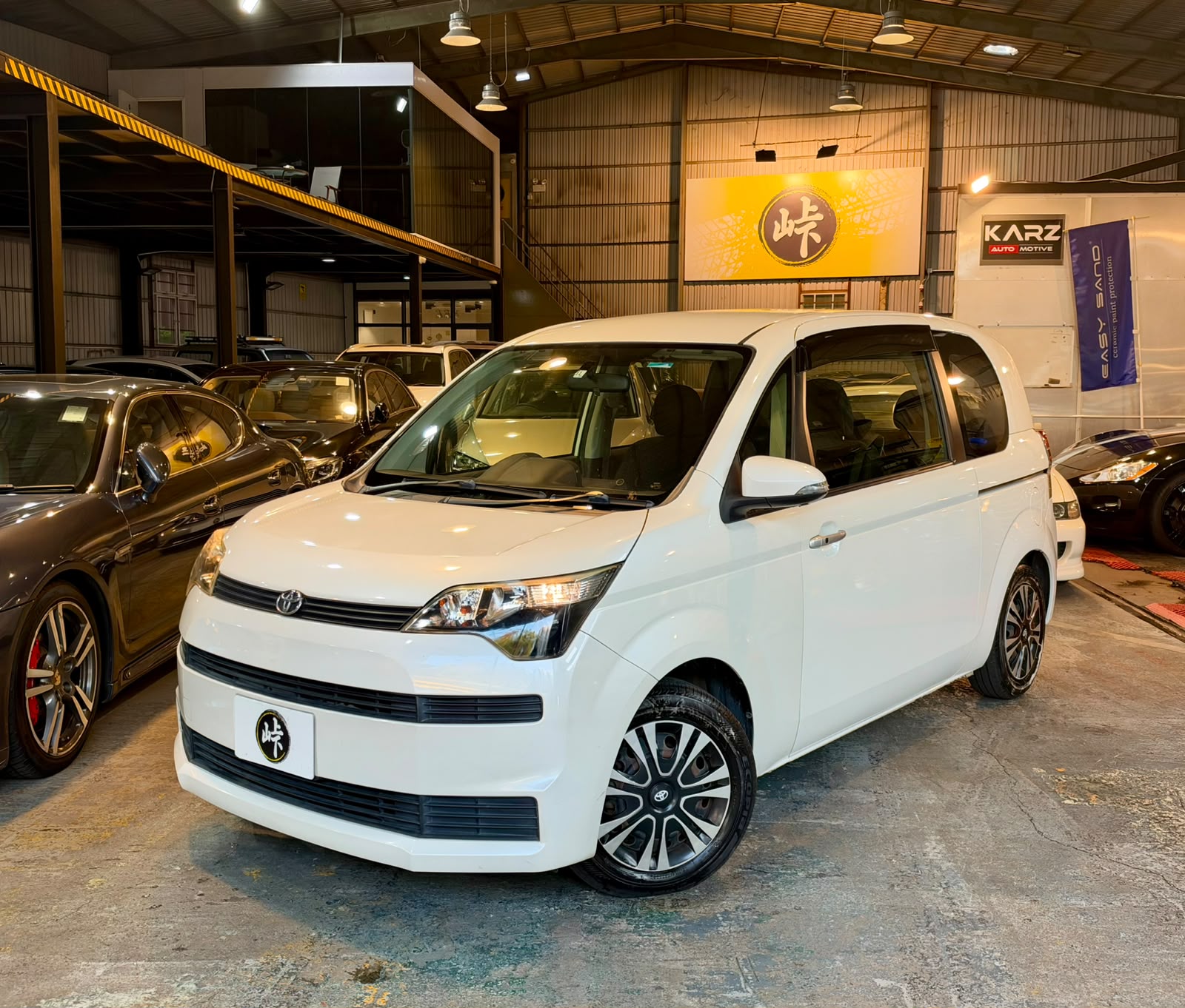 Toyota SPADE 1.5 2012