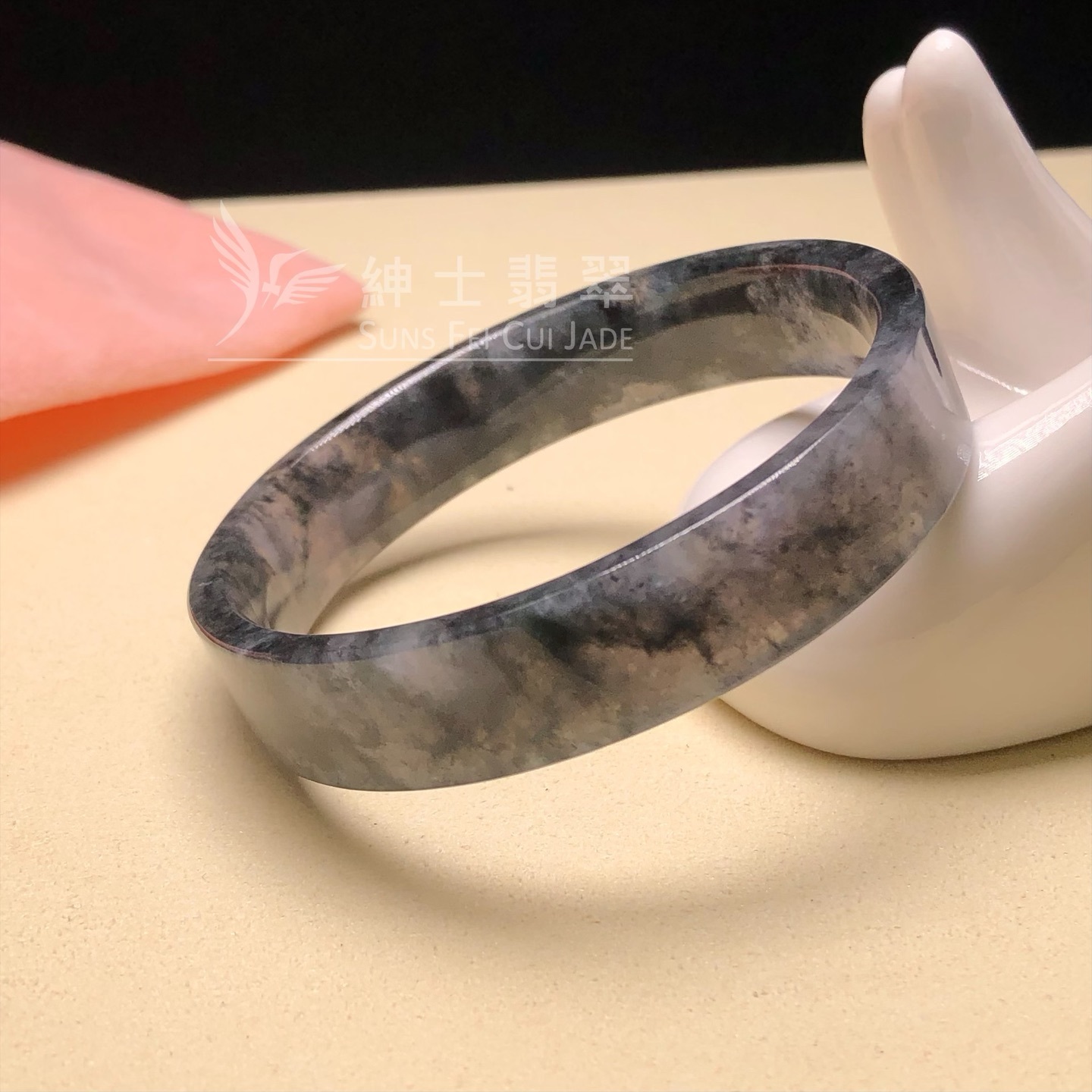 山水烏雞方鐲48.2mm