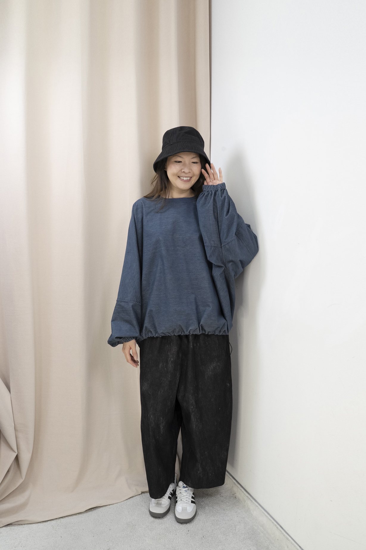 牛仔布感蝙蝠袖造型上衣