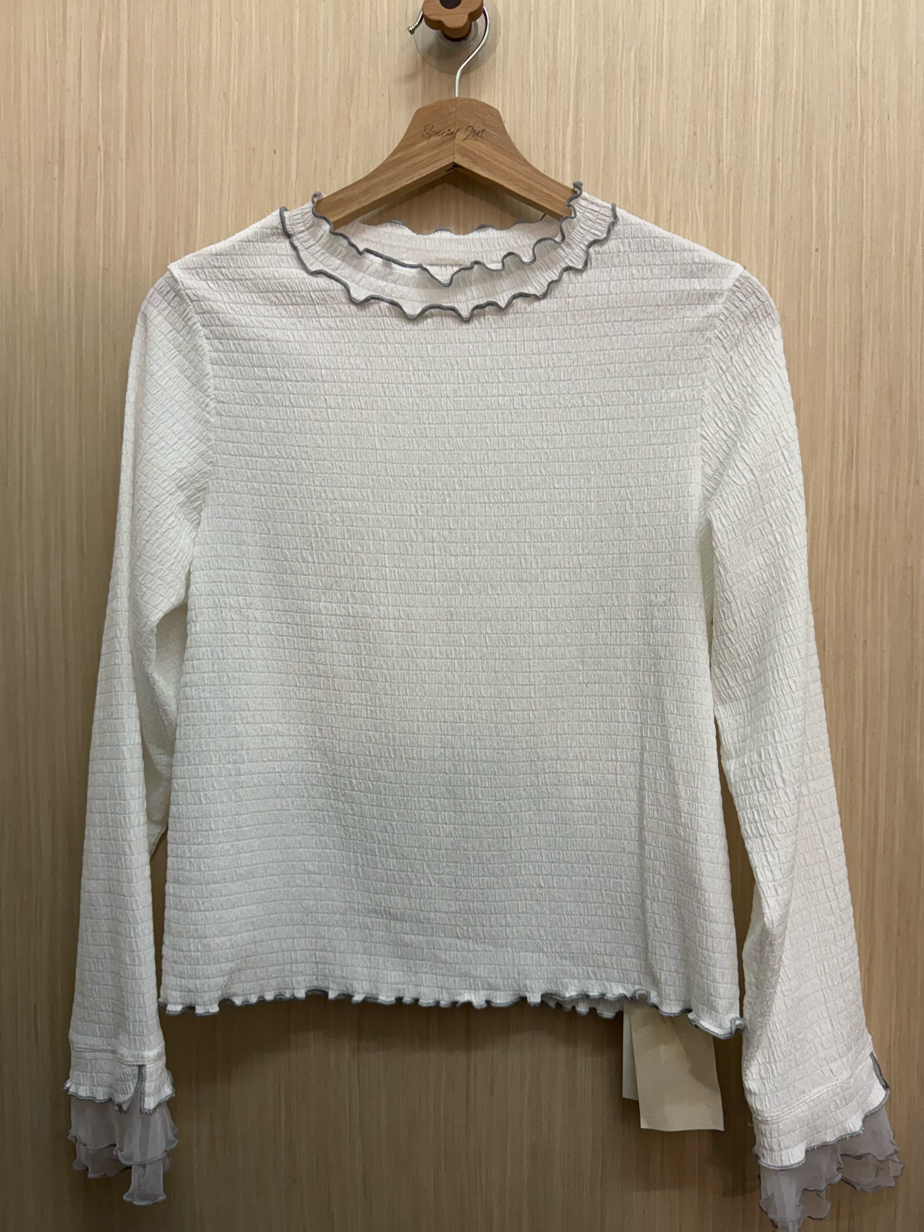 𝐝𝐨𝐮𝐛𝐥𝐞領拼紗袖𝐭𝐨𝐩