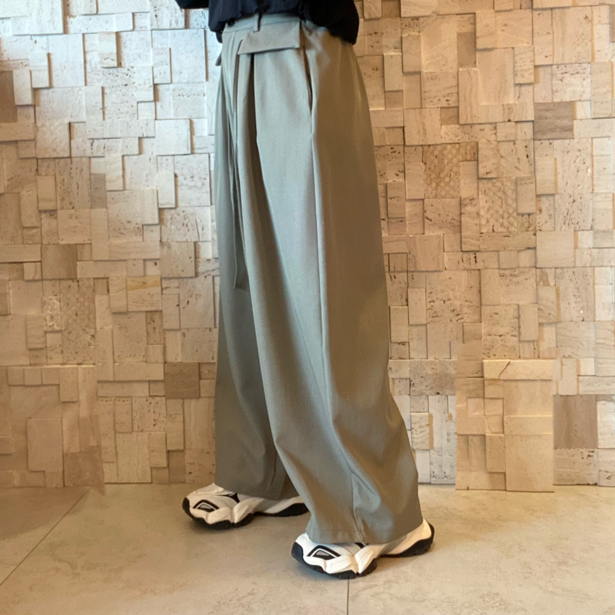 B00557 高腰直筒闊西褲