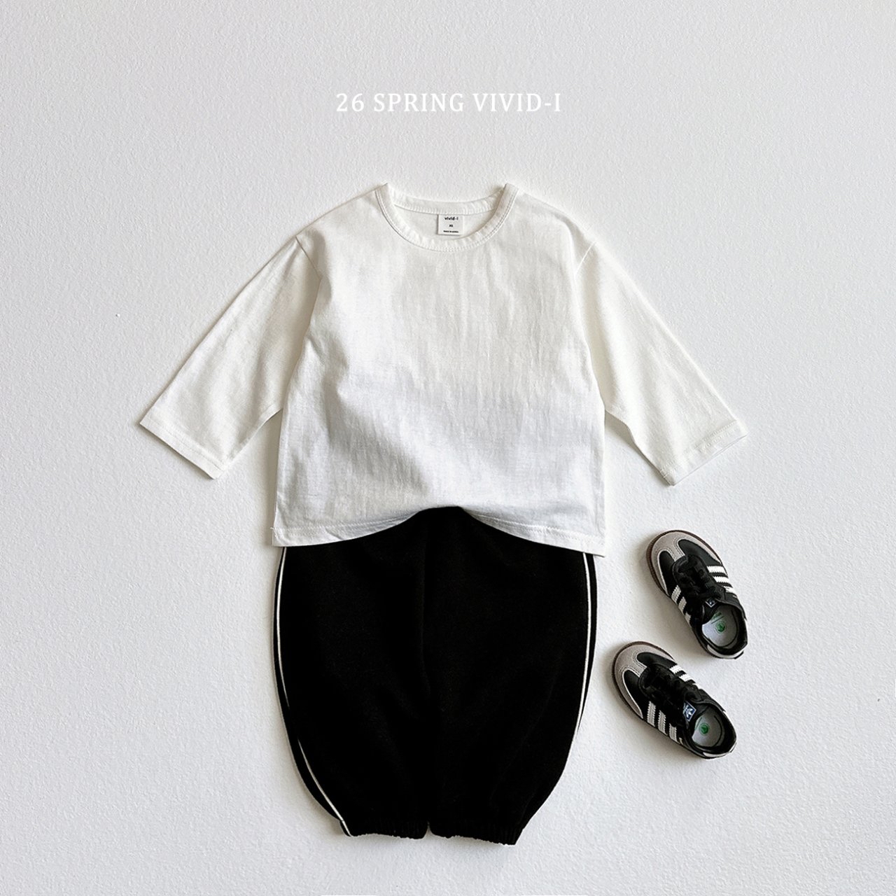 🌸預訂 韓國直送🌸🇰🇷VIVIDI兩色條紋寬鬆束腳運動褲