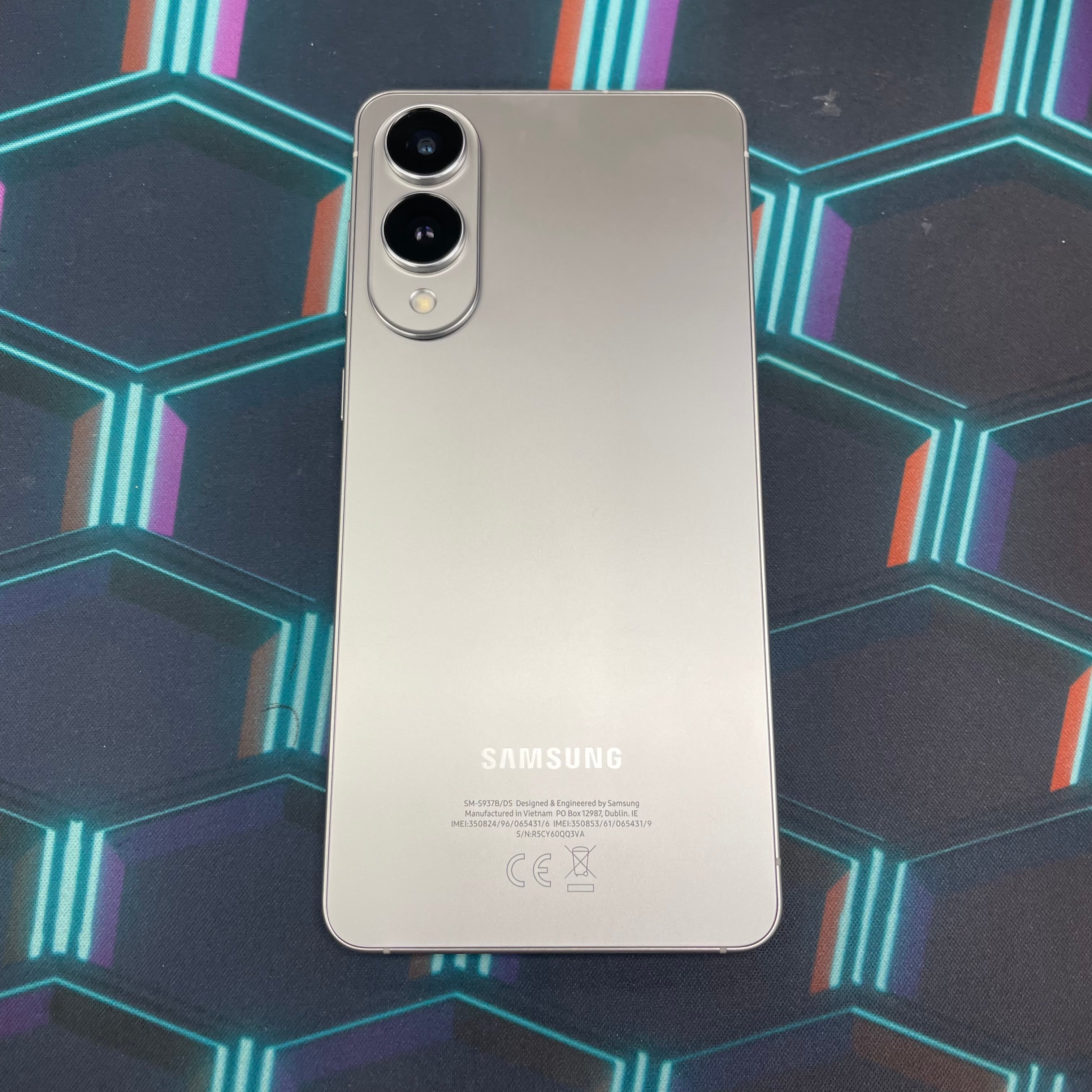*6500 Galaxy S25 Edge 完美機 12+256GB 灰色 gray