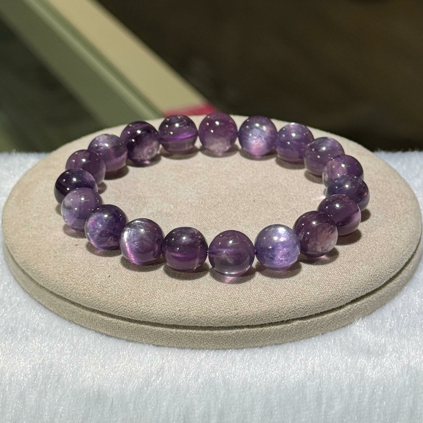 紫鋰雲母手串 10 mm +/-