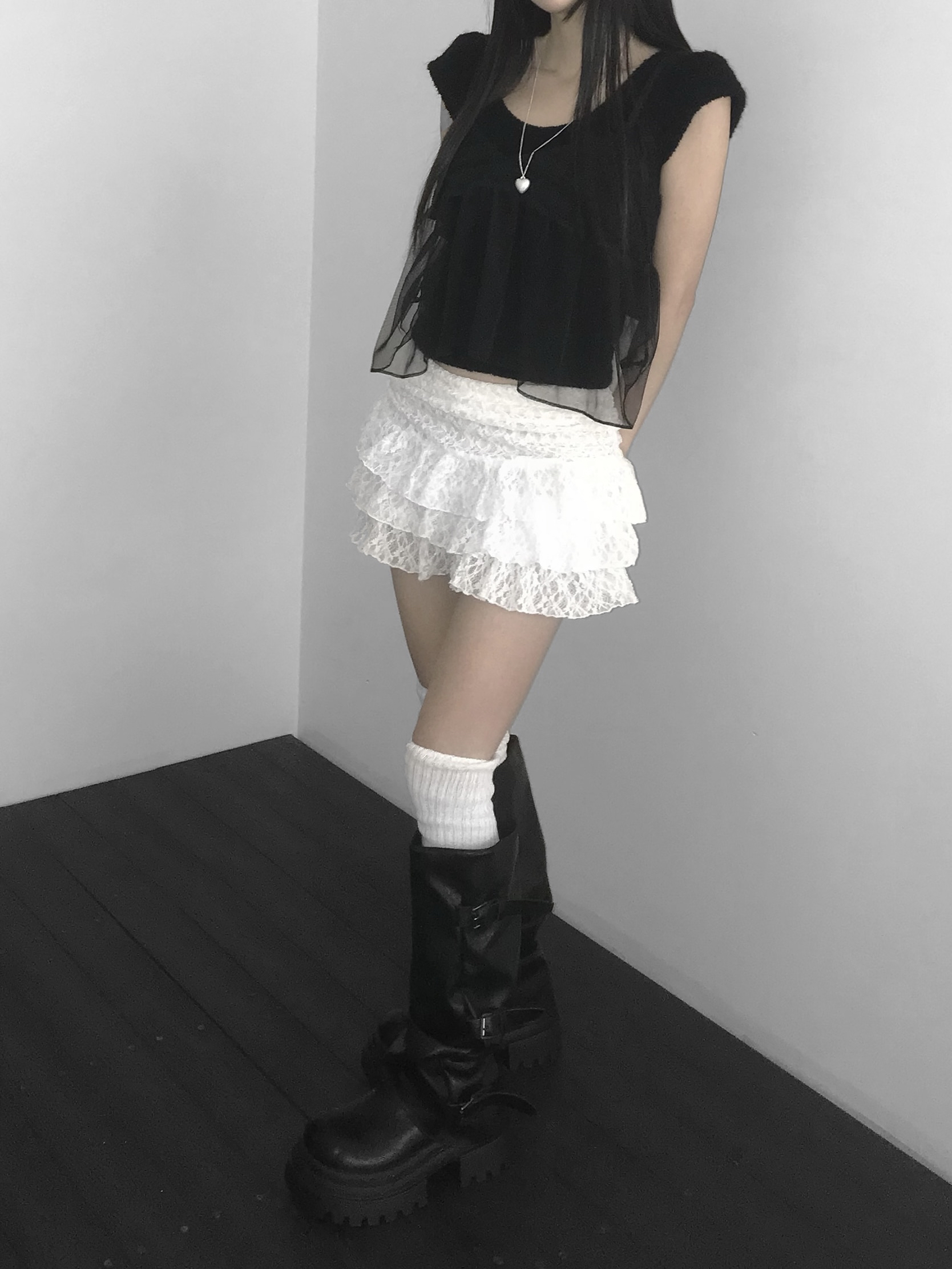 Tiered Ruffled Lace Mini Skirt