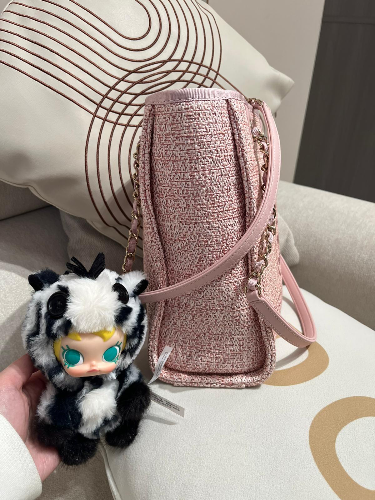 Chanel DEAUVILLE tote bag small 100%Authentic ,98%new  ✅31 card✅dust bag