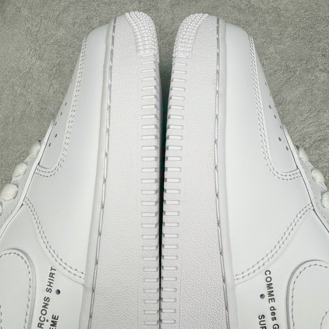 Supreme x Comme des Garçons SHIRT x Nike Air Force 1 Low 923044-100