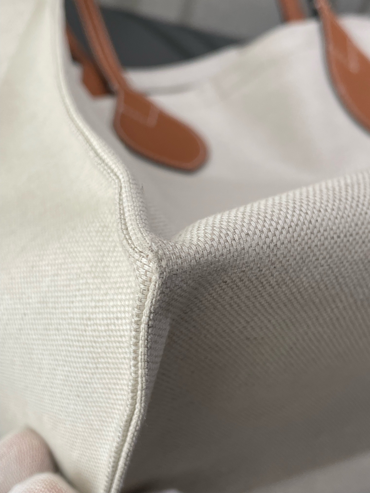 ［預訂貨品］GUCCI米白色帆布雙面tote bag