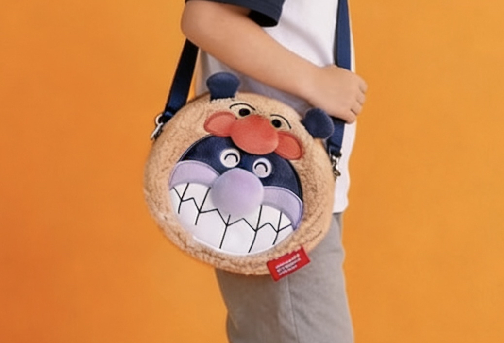 現貨-面包超人斜孭袋仔size 15*18*2.5cm