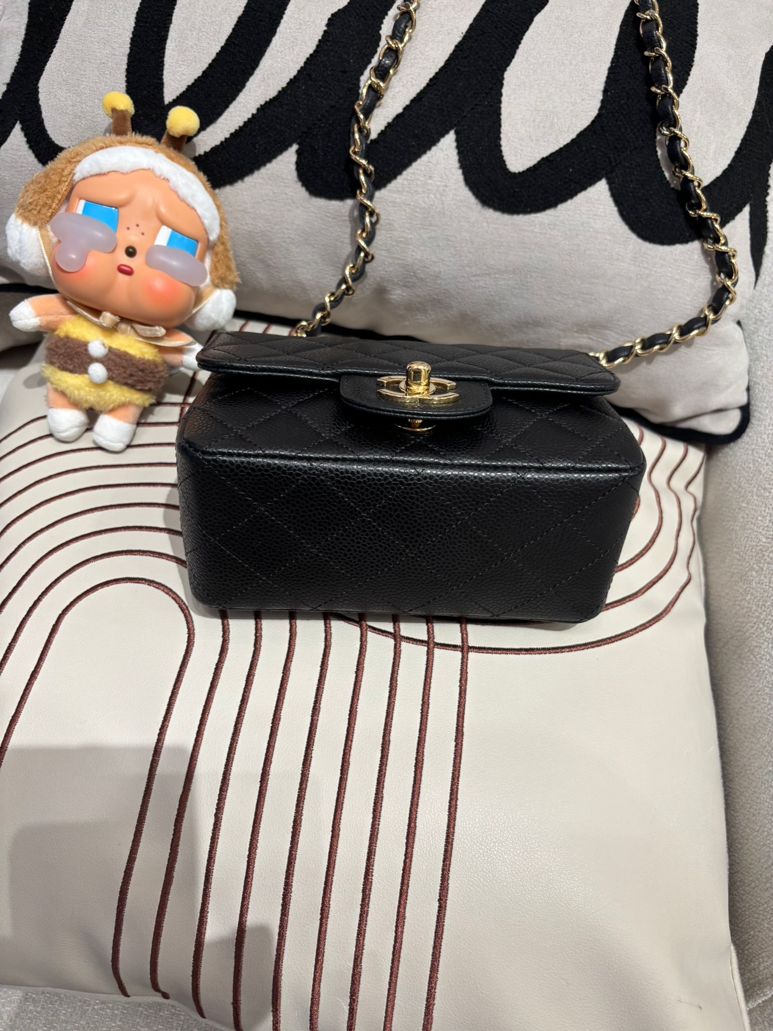 Chanel Mini Flap Bag 黑色荔枝牛皮金扣 100%Authentic, 98%New ✅12Card✅Dust bag✅Box