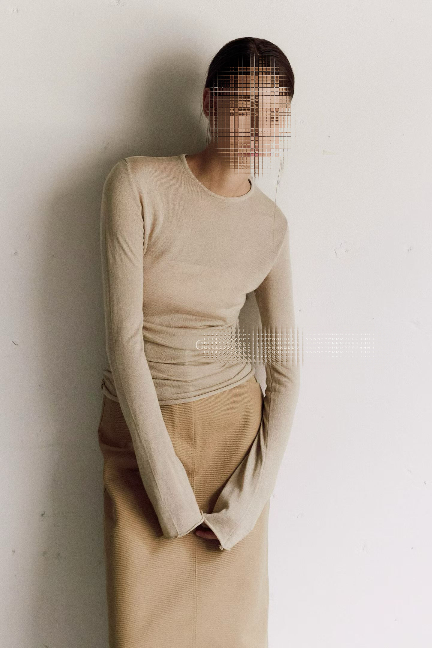 Shirred slim tee (Beige)