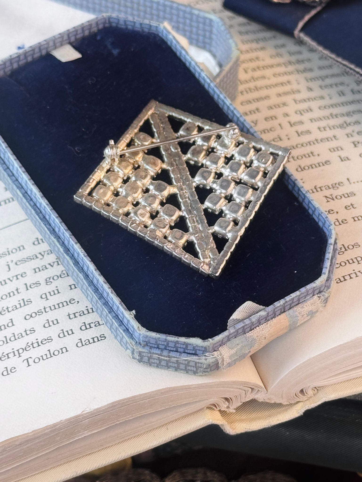 Vintage Mid-Century Art Deco Style Sparkling Chessboard Brooch(MT2589-12)