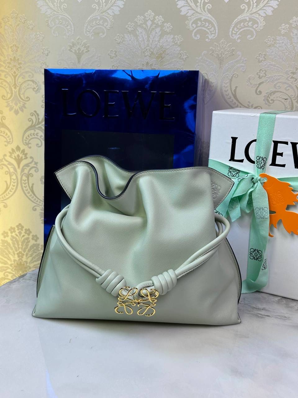 论一个包💼如何变得更高级系列‼️ 👉🏻胸针➕链条➕宽肩带🩷 （特别提醒⏰：所有配饰都需要另外购买‼️）