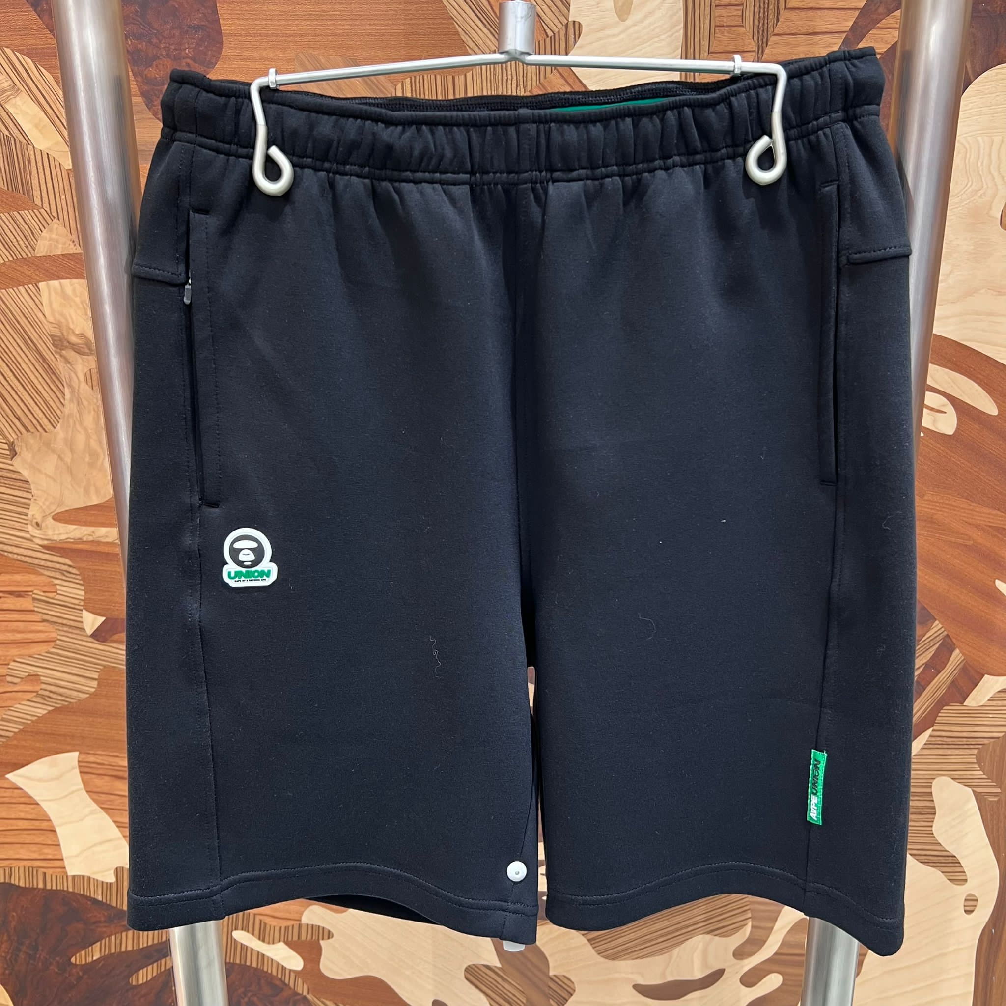 AAPE AAPEUNVS sweat shorts (D637)