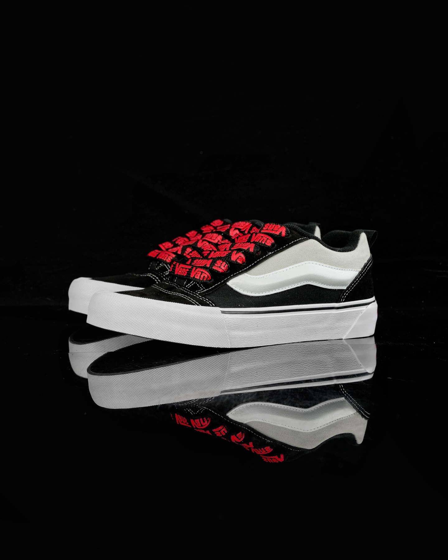 Vans Knu Skool