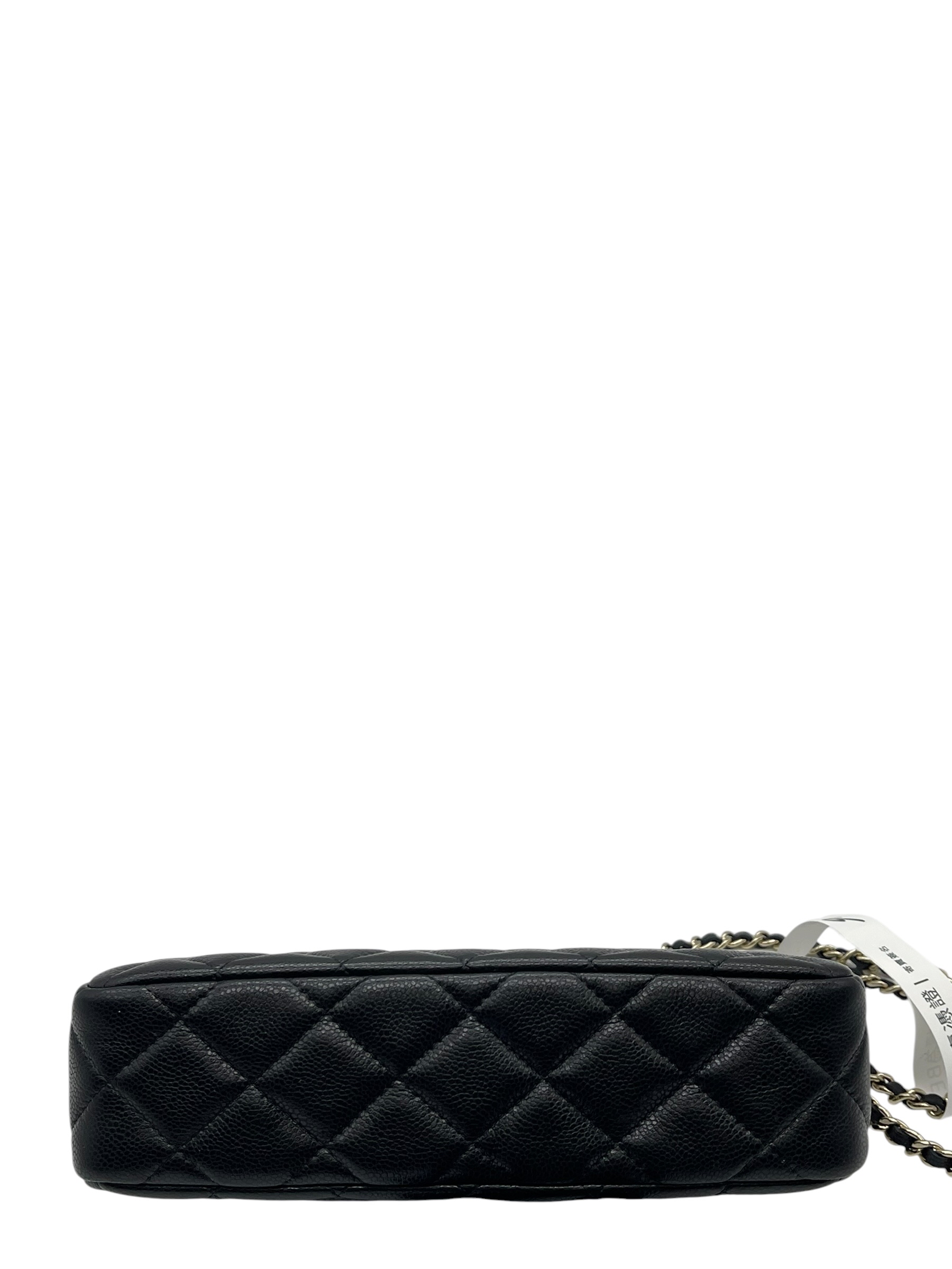 Pre-Owned CHANEL 25A Mahjong Bag / Product Code: 062302