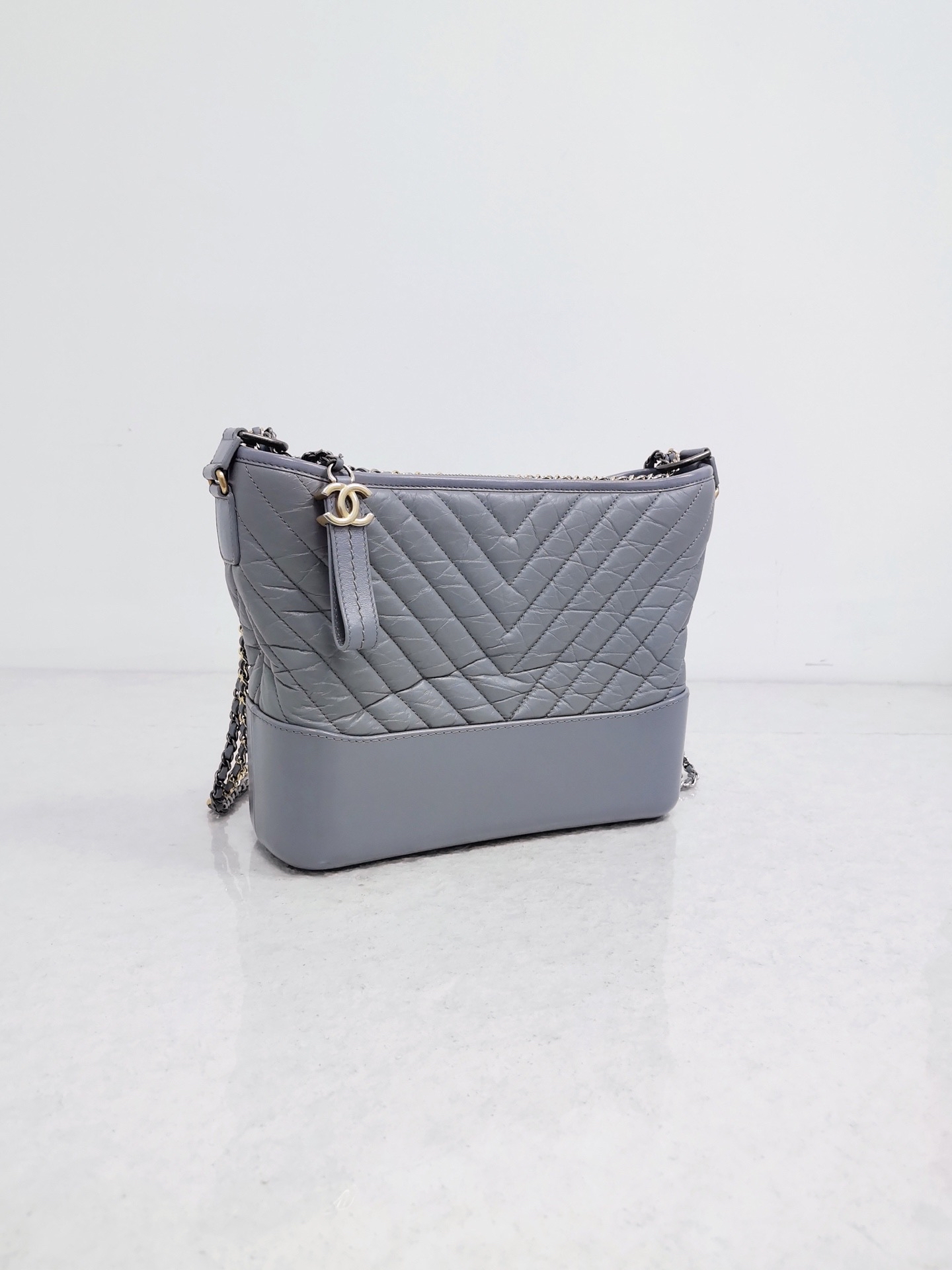 【預訂貨品】 鐳射29開🈶卡   CHANEL灰色流浪包