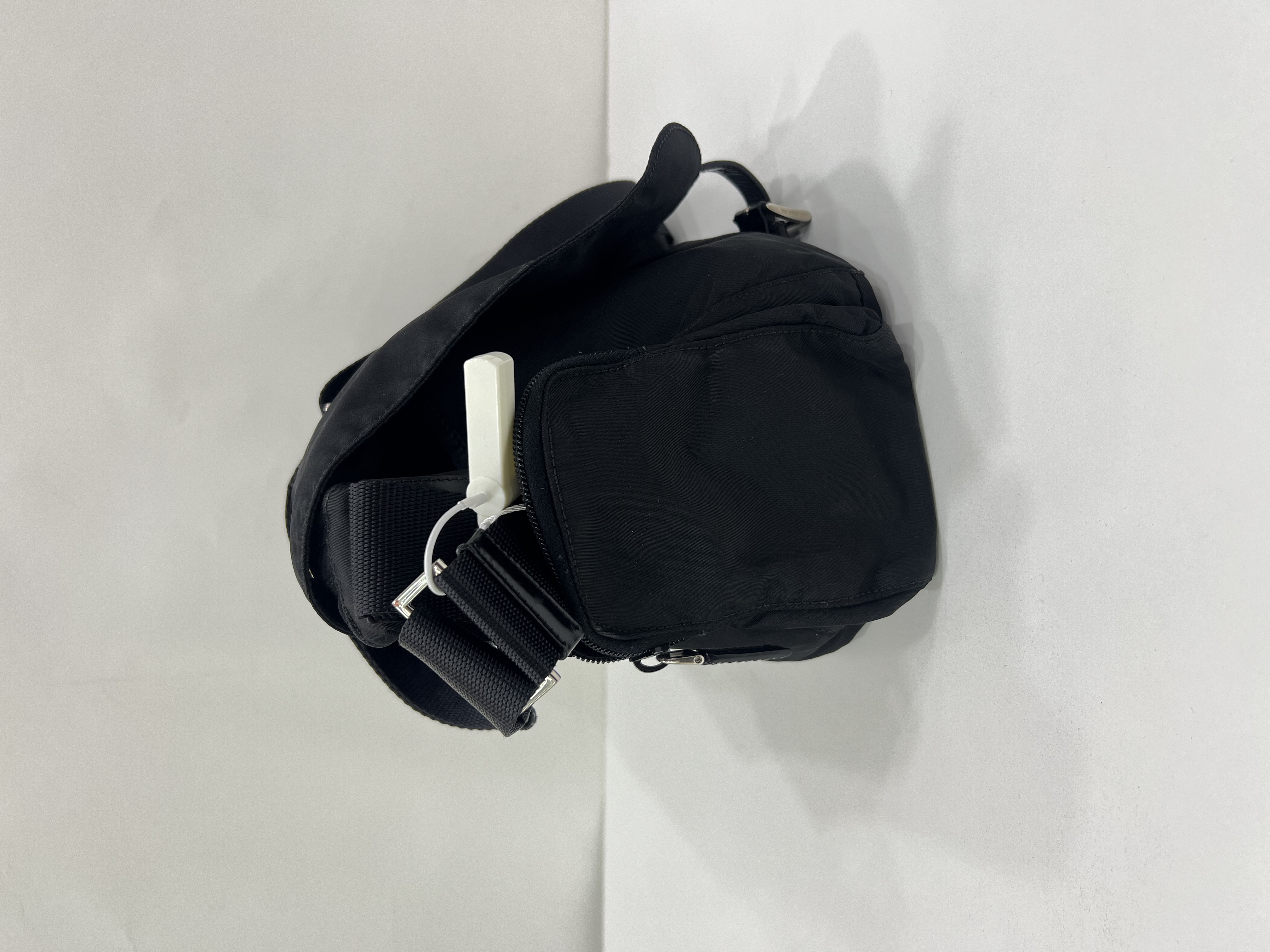 直播貨品 |  [1個-$100 2個-$300］E25