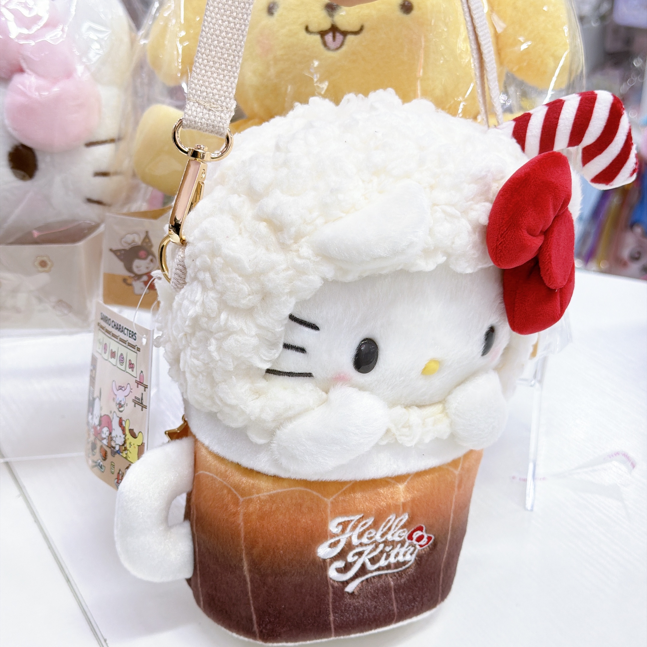 上海Sanrio限定甜點系列布甸狗Kurumi肉桂狗Kitty公仔掛飾