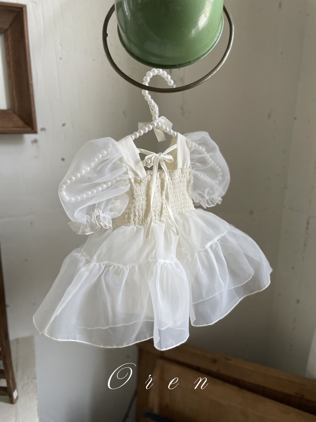 ☀️預訂 韓國直送☀️🇰🇷Oren兩色歐根紗泡泡袖包屁裙/連身裙