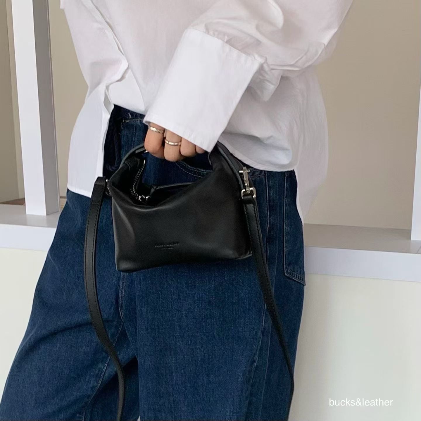 BUTTON CROSS BAG 光面牛皮 | 羊皮