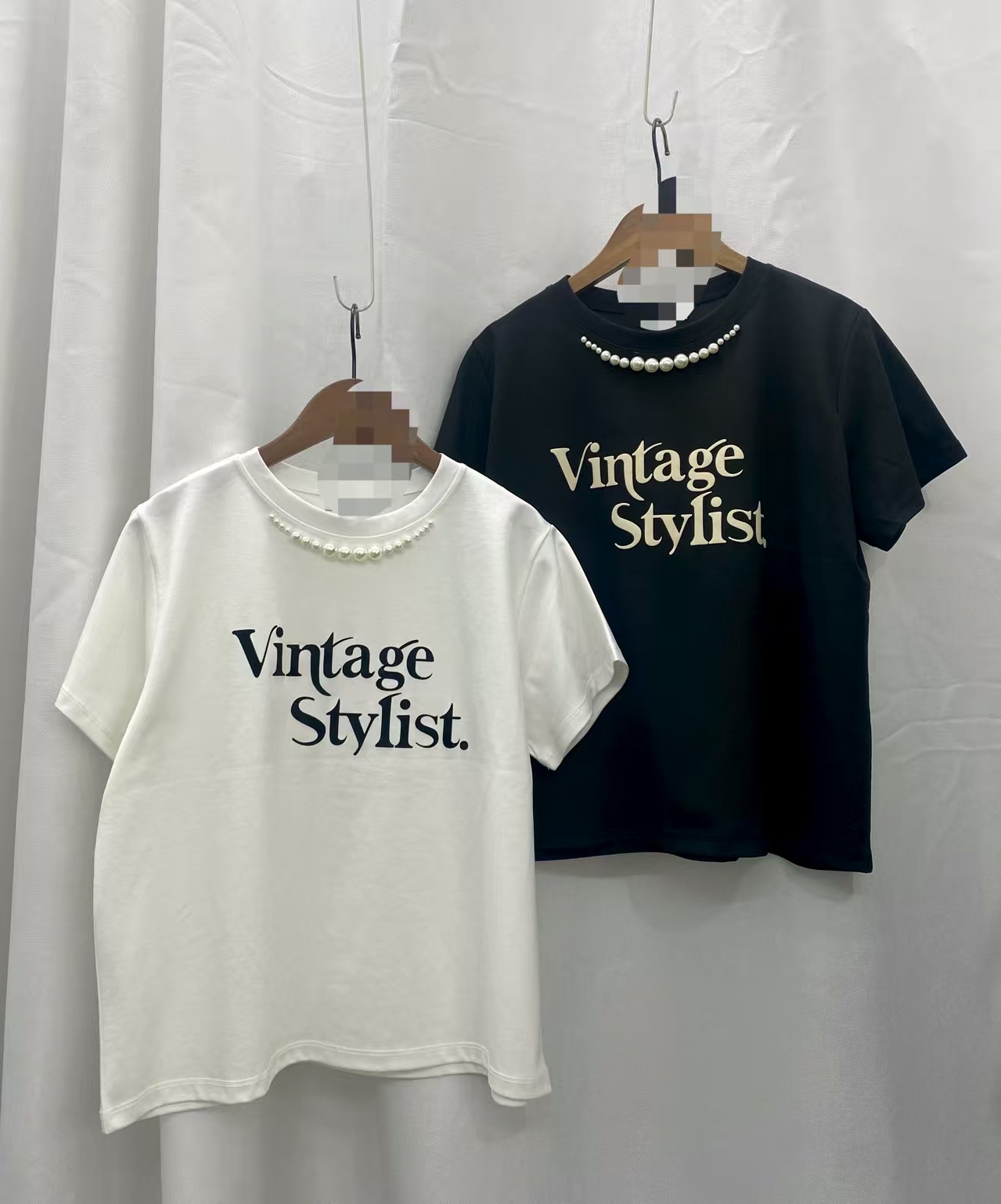 珍珠鏈英文字Tee 