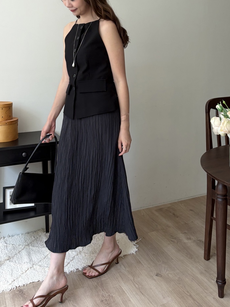 French Muse Vest Dress (Black)