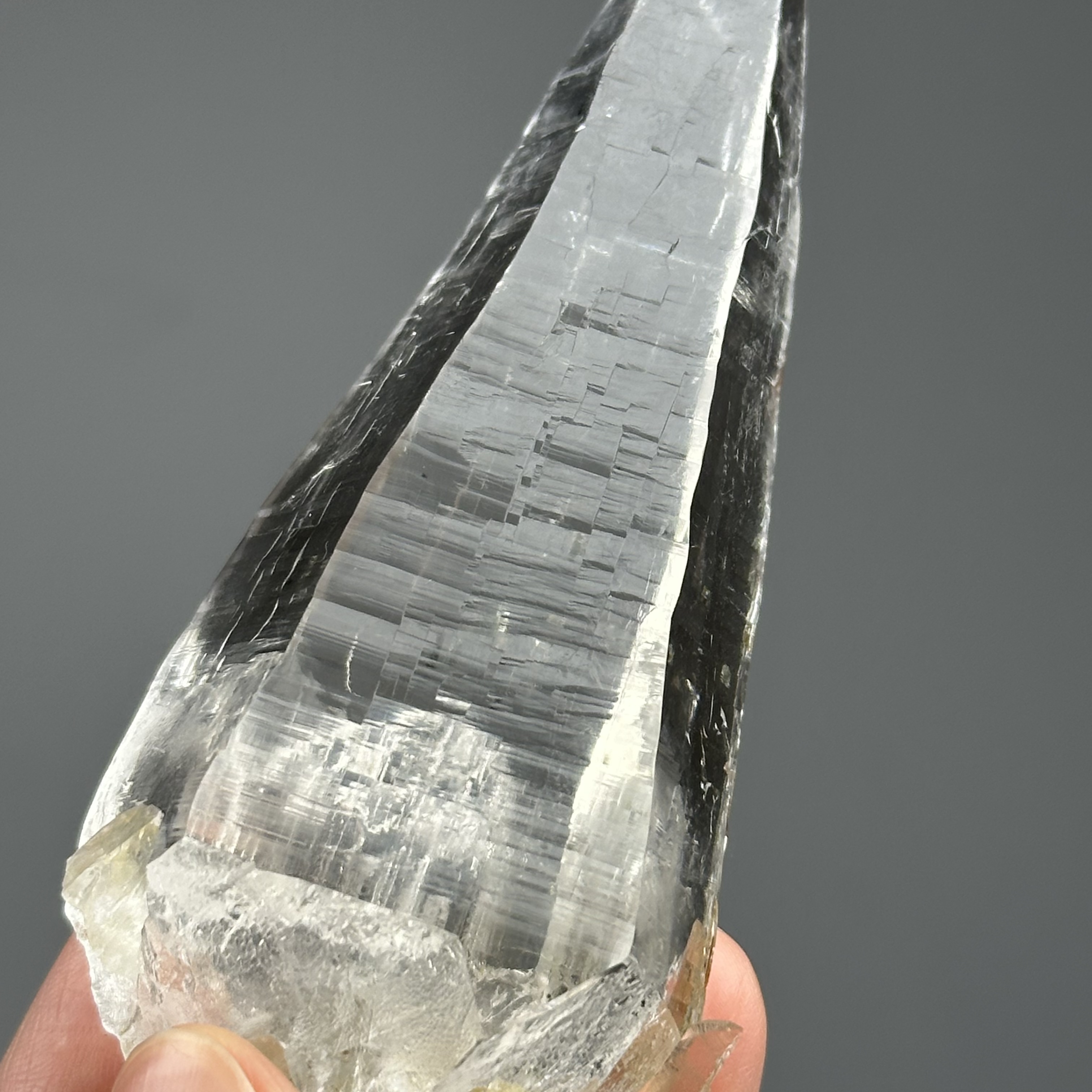 泰森水晶 - Tessin Habit Crystal