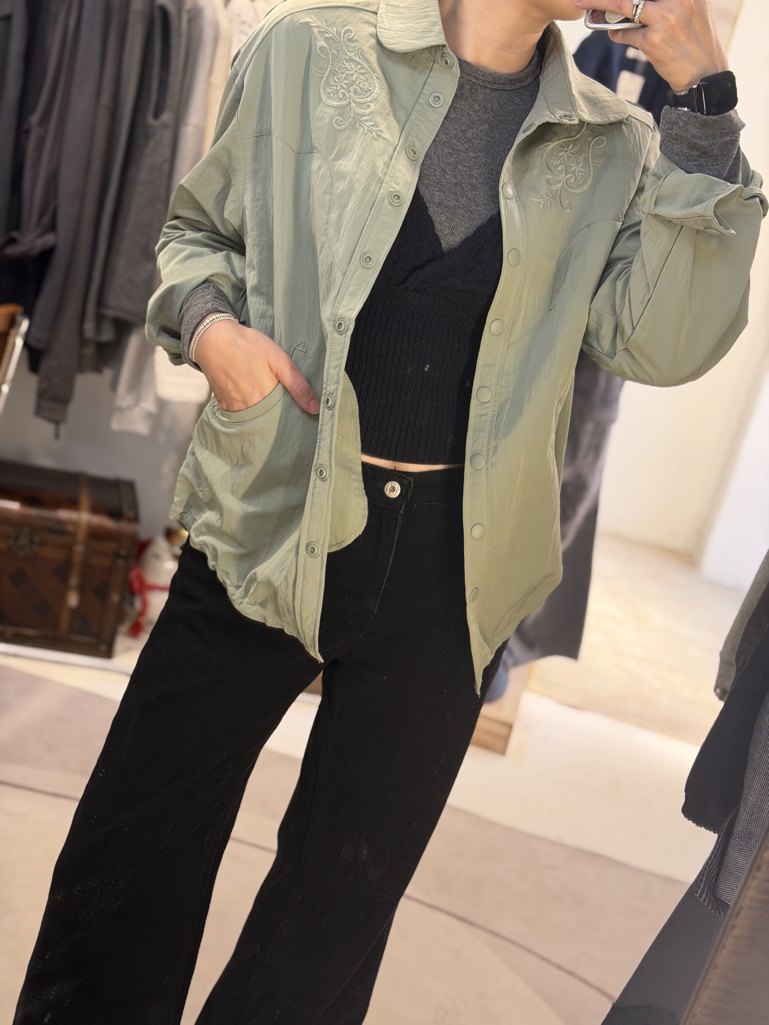 Embroidery shirt jacket