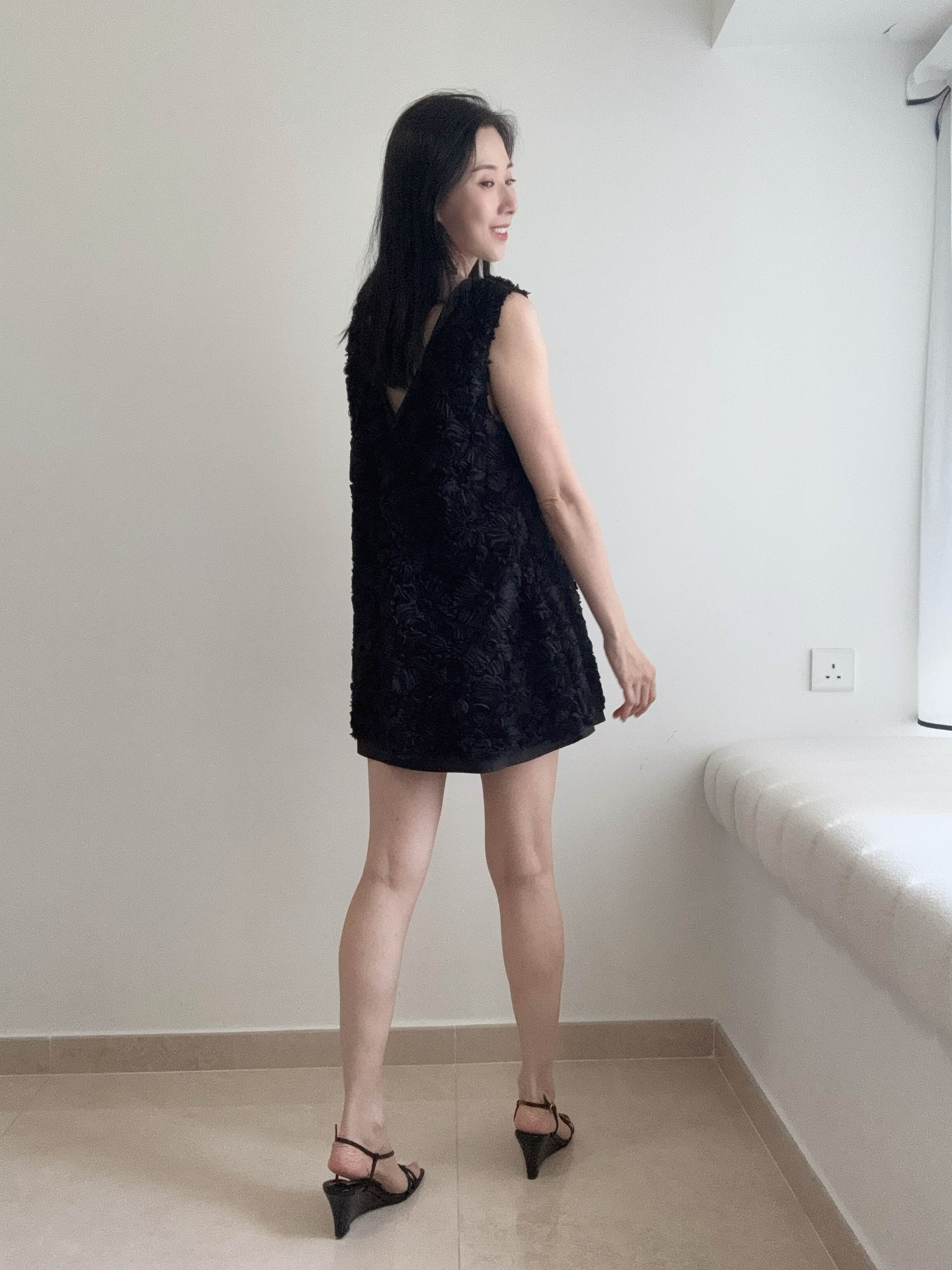 Elegant flower v-neck dress/top