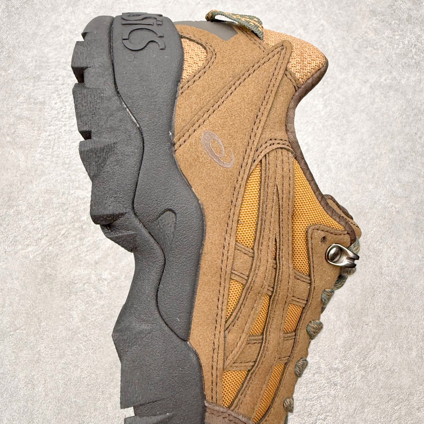 Asics Gel-Pickax x U.Sage