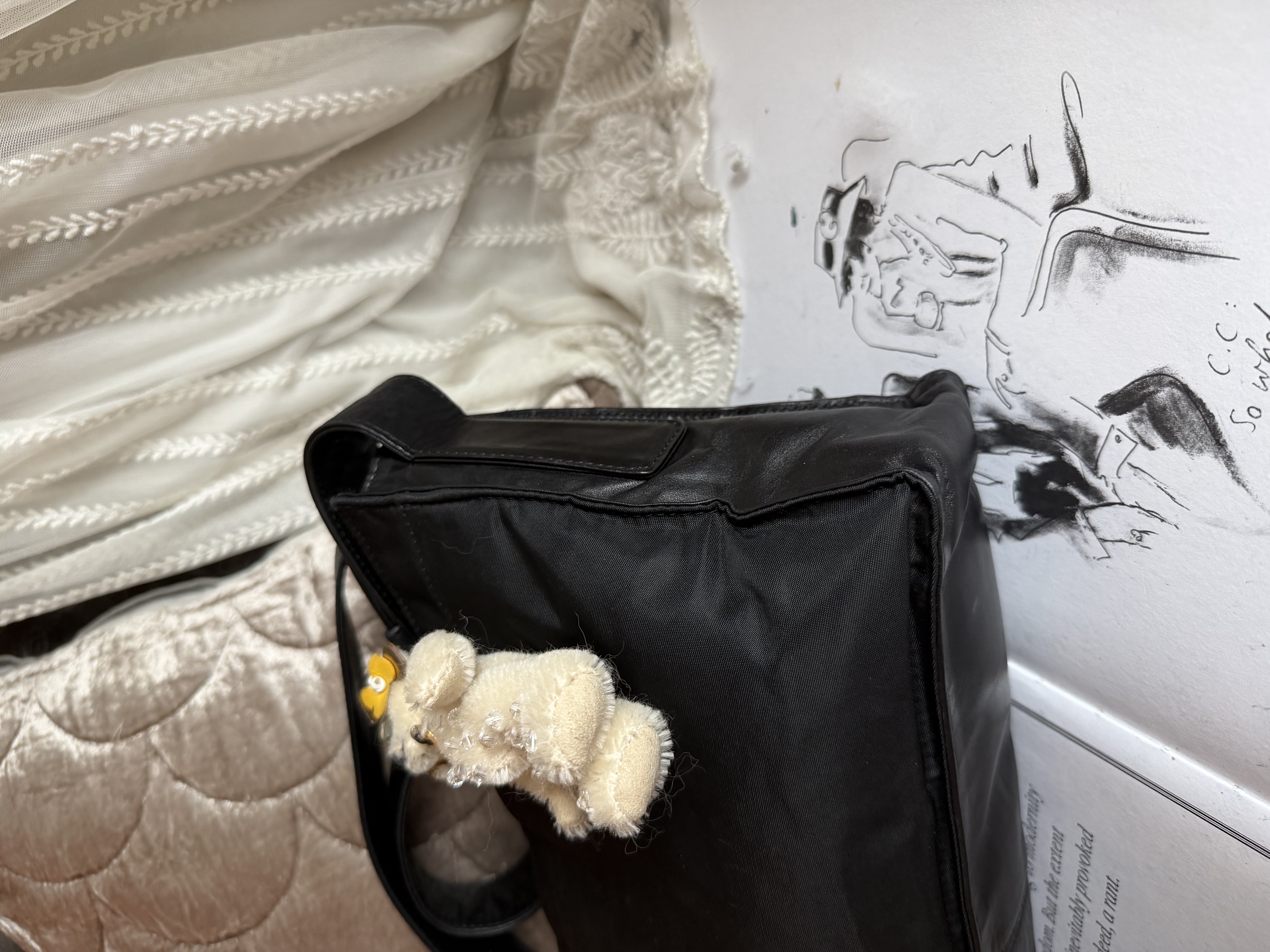 prada黑色 re nylon black leather bag 