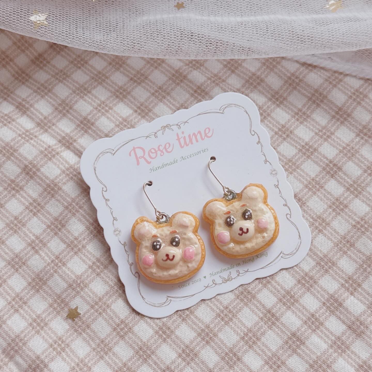 手繪熊熊麵包耳環