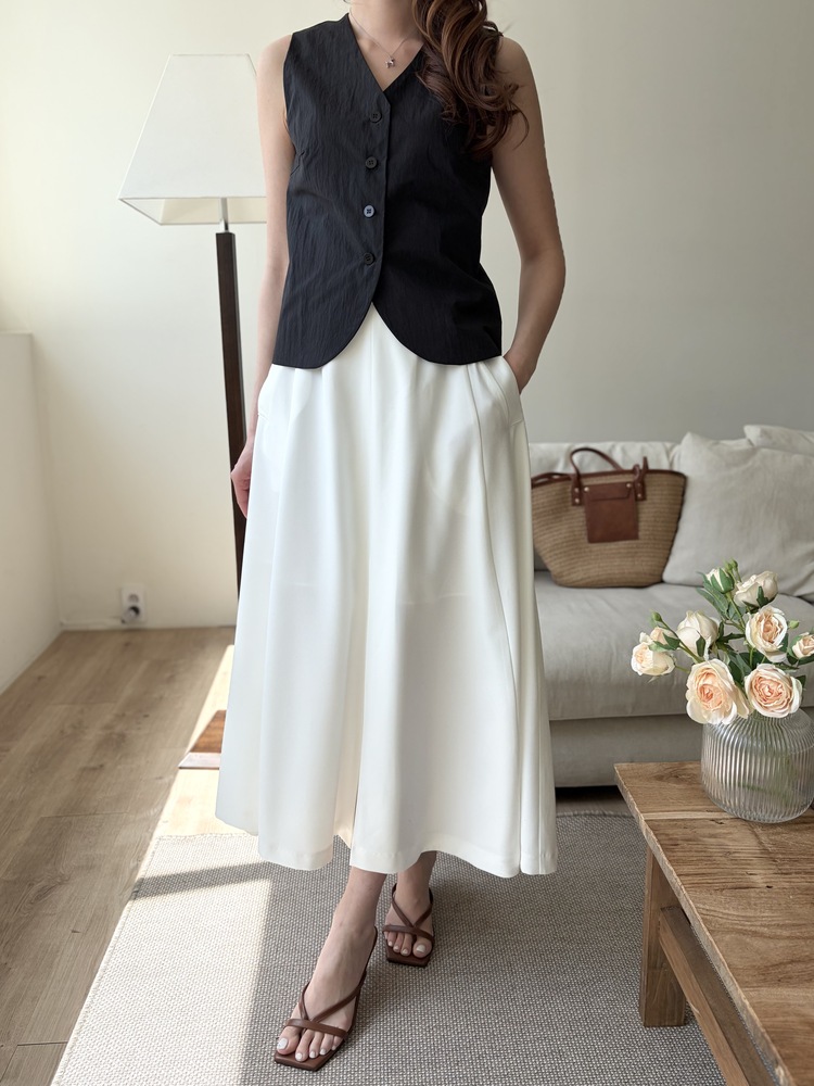 Front-Slit Midi Flare Skirt (Ivory)