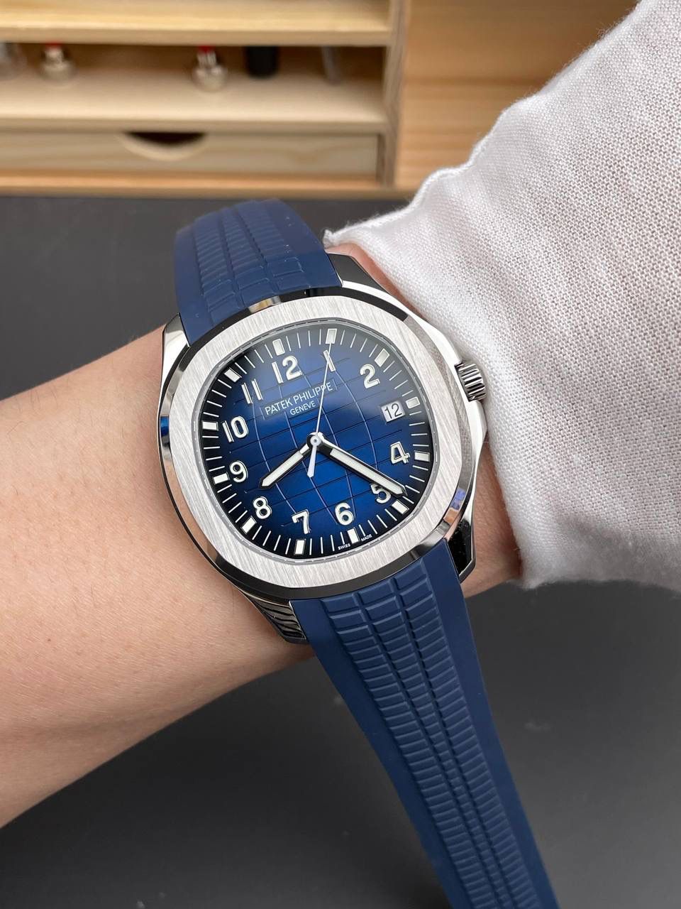 手雷5168 蓝/42mm/330机😍💯🤍