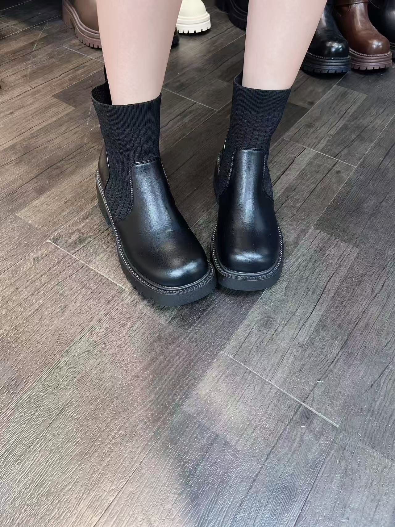 TA19 厚底增高马丁靴