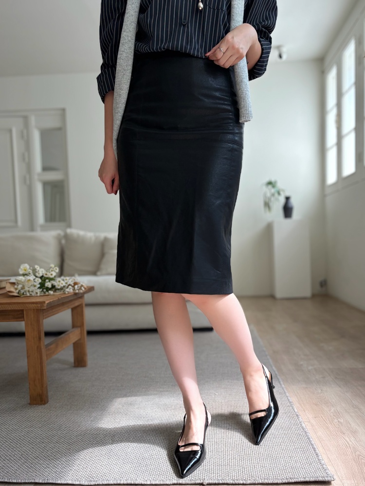 Faux Leather Midi Skirt (Black)