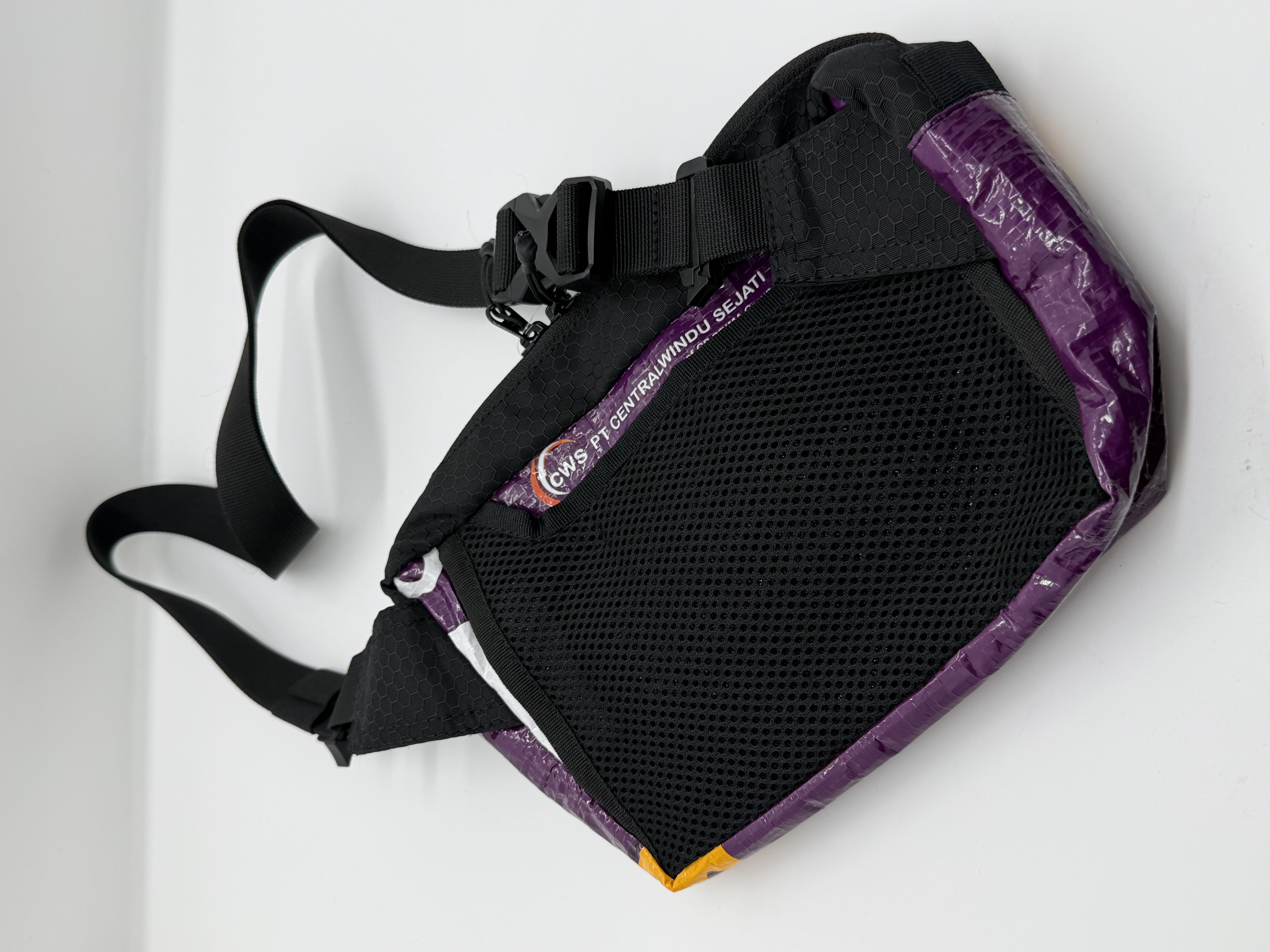 印尼品牌YSR Fanny bag 腰包 斜包 - 紫色