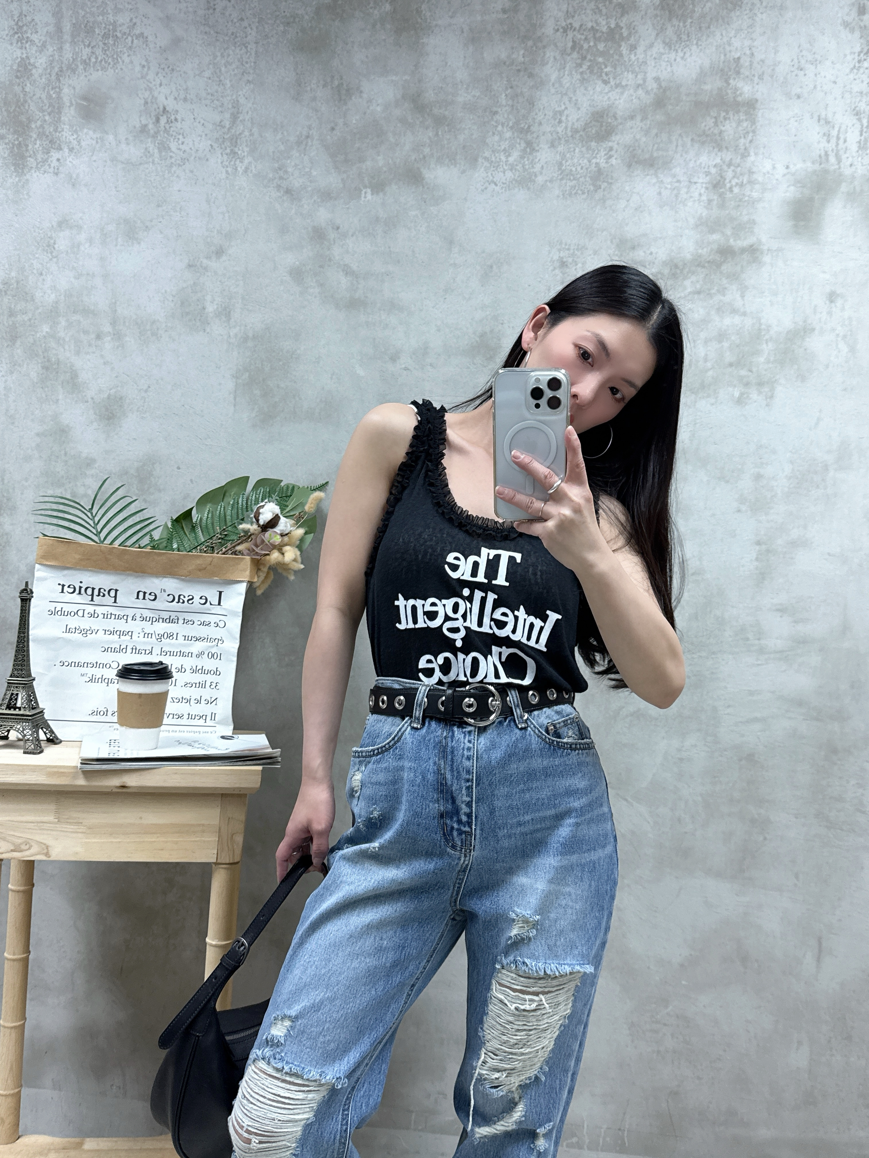 E19爛直腳牛仔褲