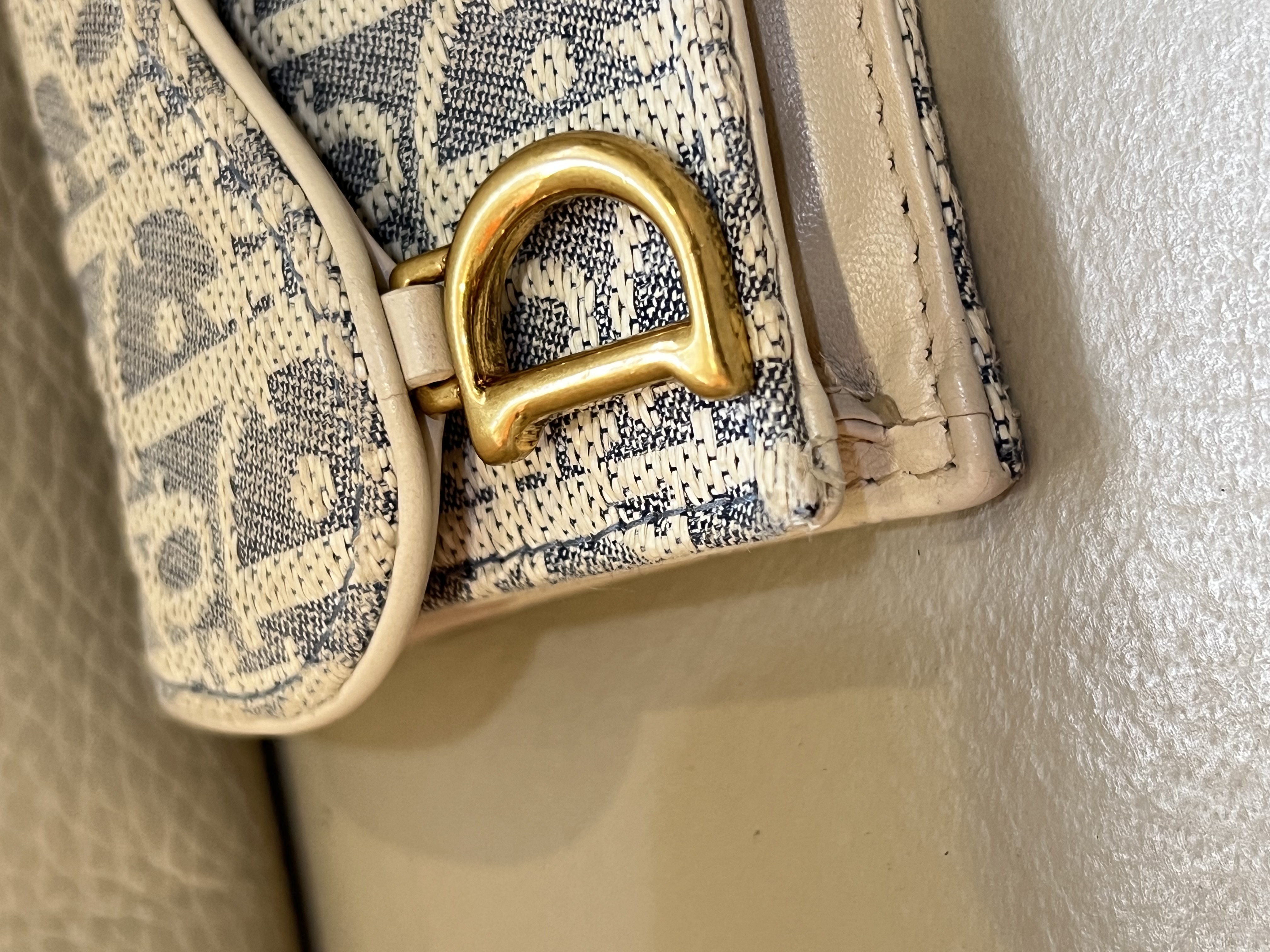 Pre-Owned DIOR Card Holder / Product Code: 26041644