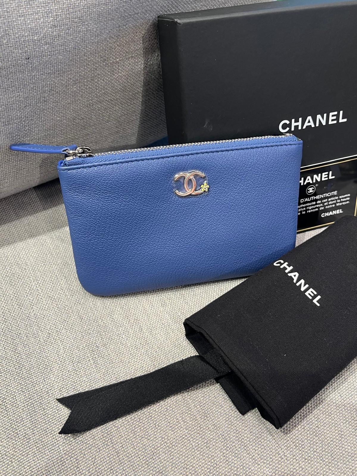未使用品 Chanel zip mini pouch 15cm 牛皮 100%Authentic, 未使用品,unused ✅card✅dust bag✅box
