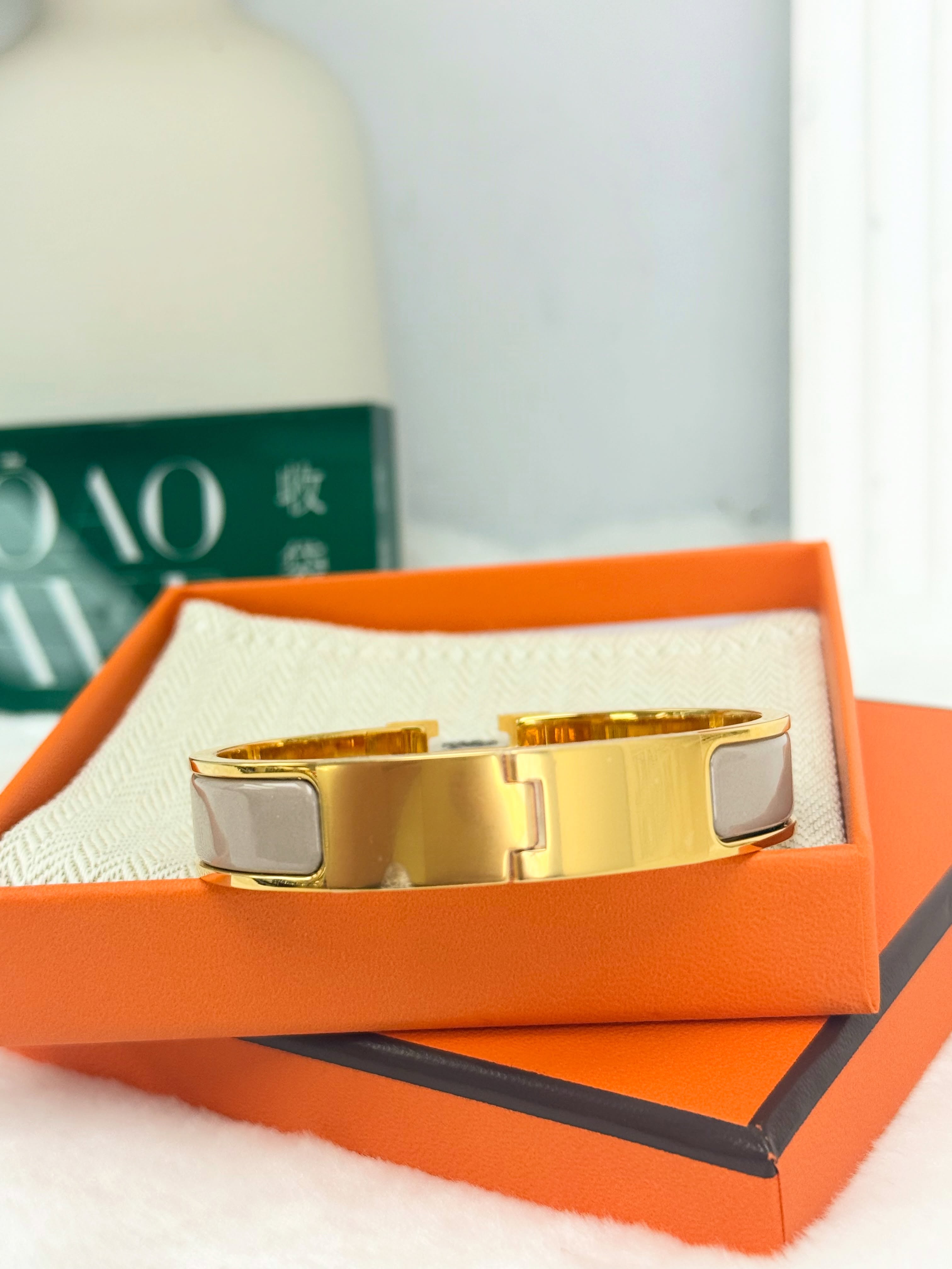 Hermes ✨ 全新 💛pop H 奶茶色金扣手鈪 全套🩶💛  