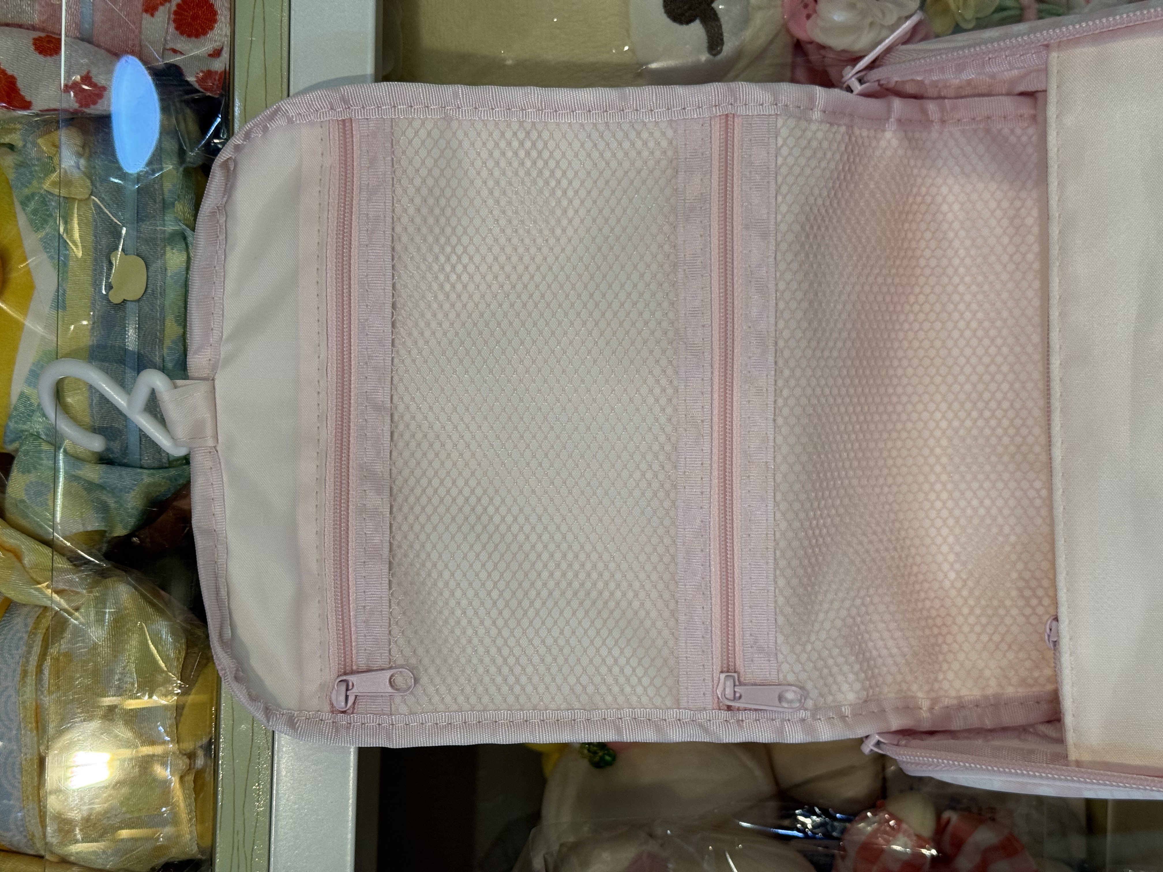 《現貨》全新小熊10週年紀念系列 掛式化妝袋