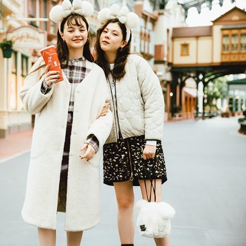 [現貨] [東京迪士尼樂園] WHITE x WHITE POUCH {TF210715}