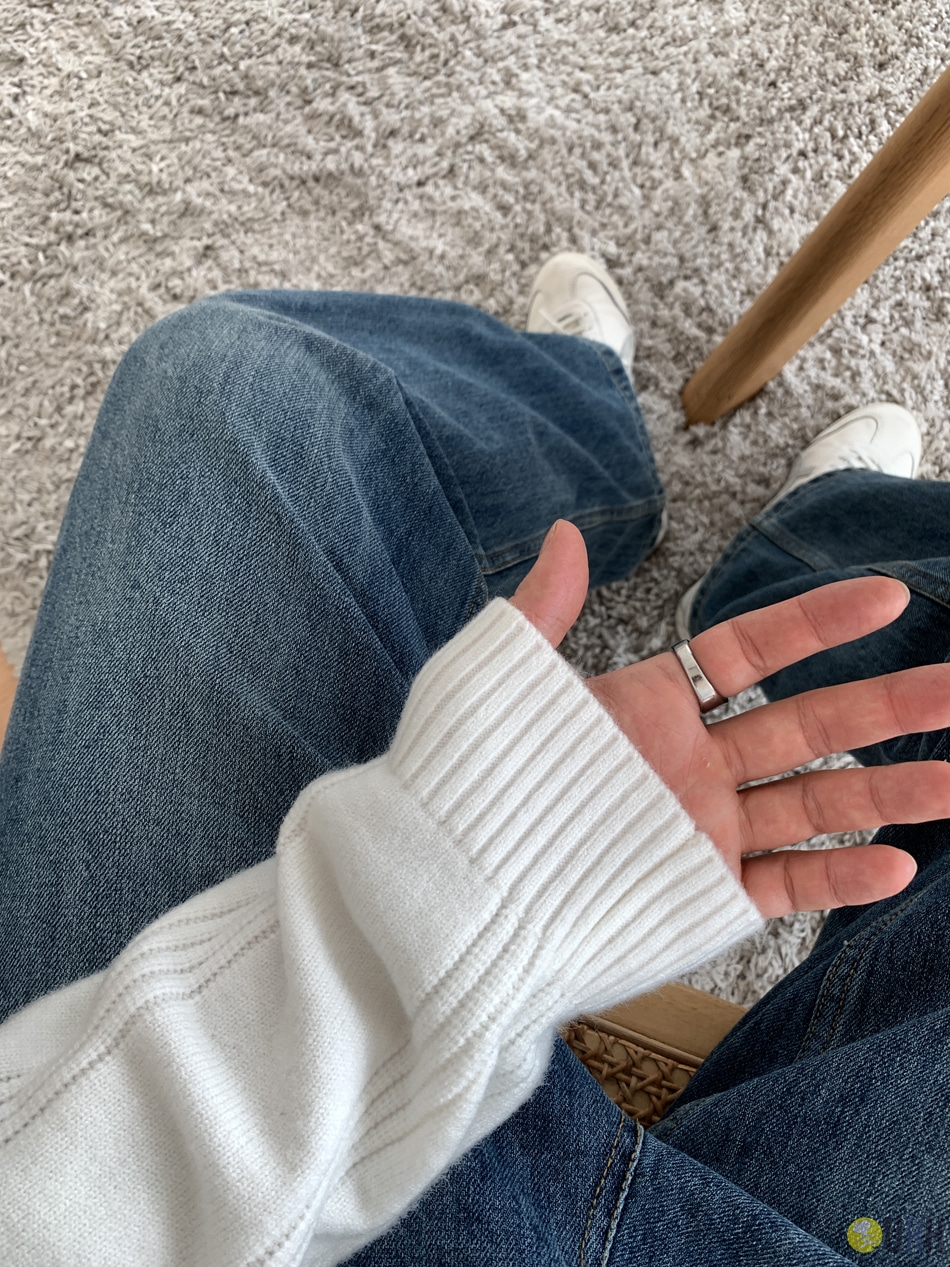 【100%保證韓國直送】經典柔軟莫代爾混紡亨利領細骨地針織衫 👕 [6 color] RL114840