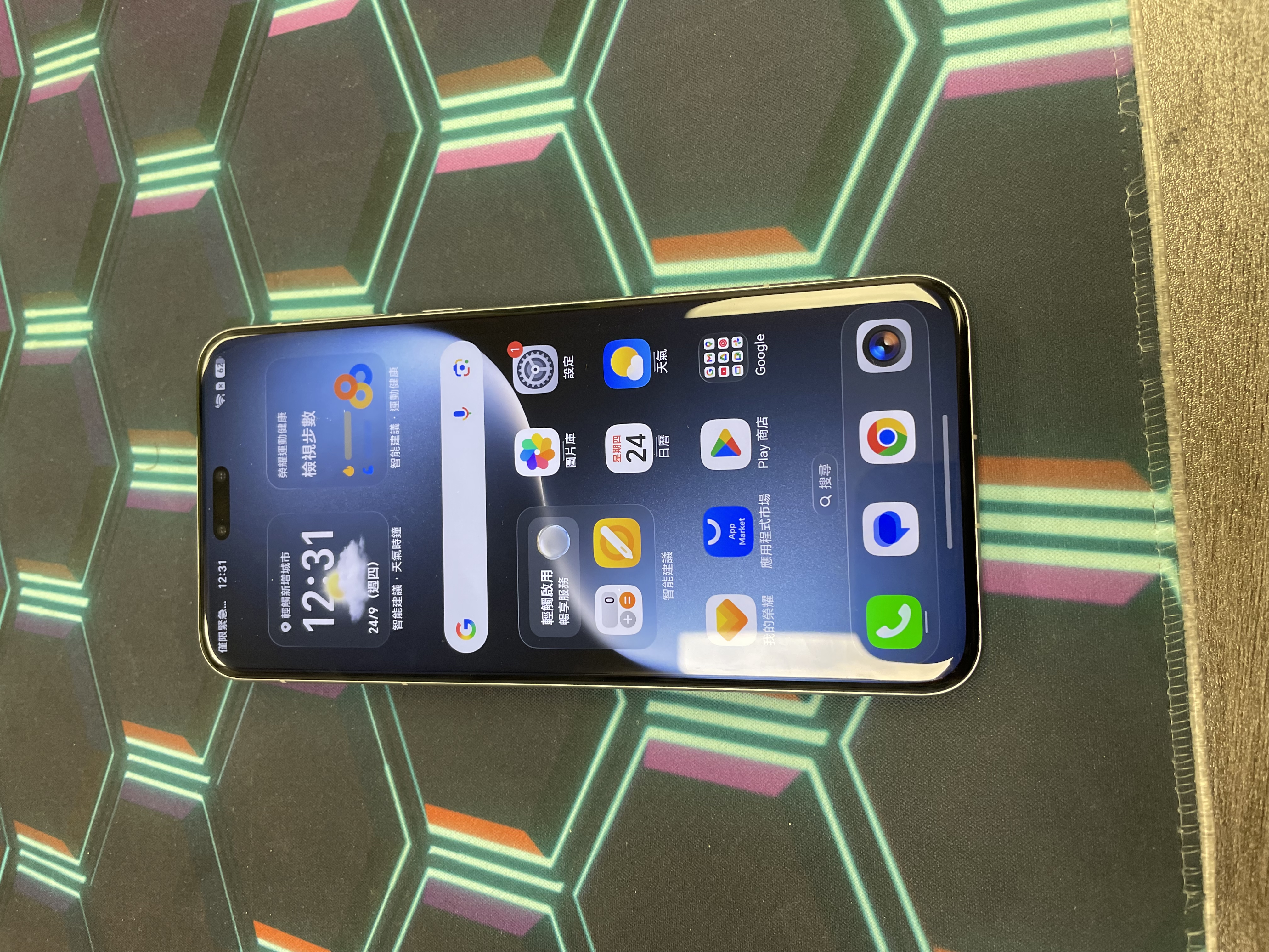 *7995 Honor Magic 7 Pro 勁靚機 12+512GB 銀色 sliver