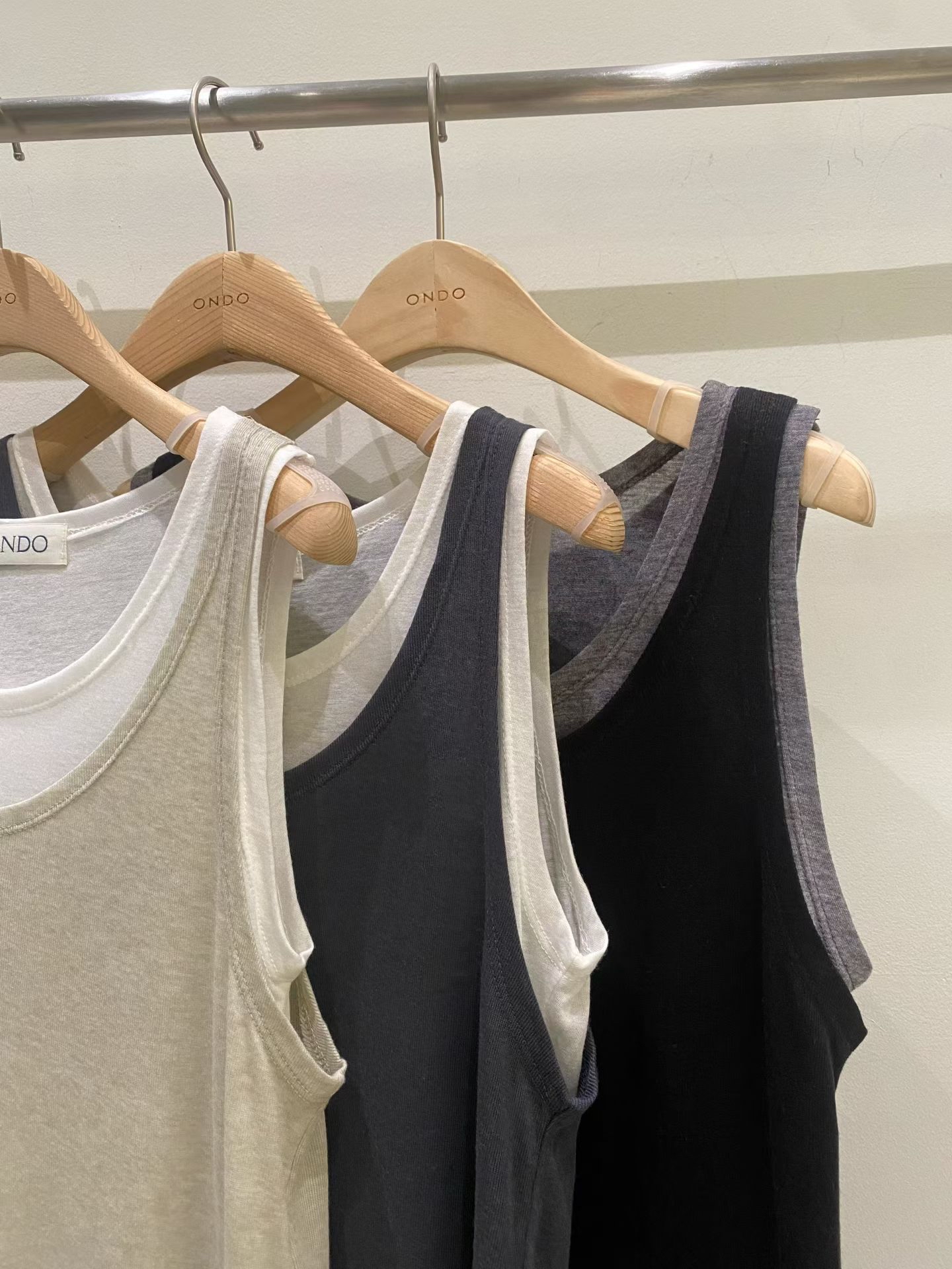 東大門女裝 | 2Layer Sleeveless 