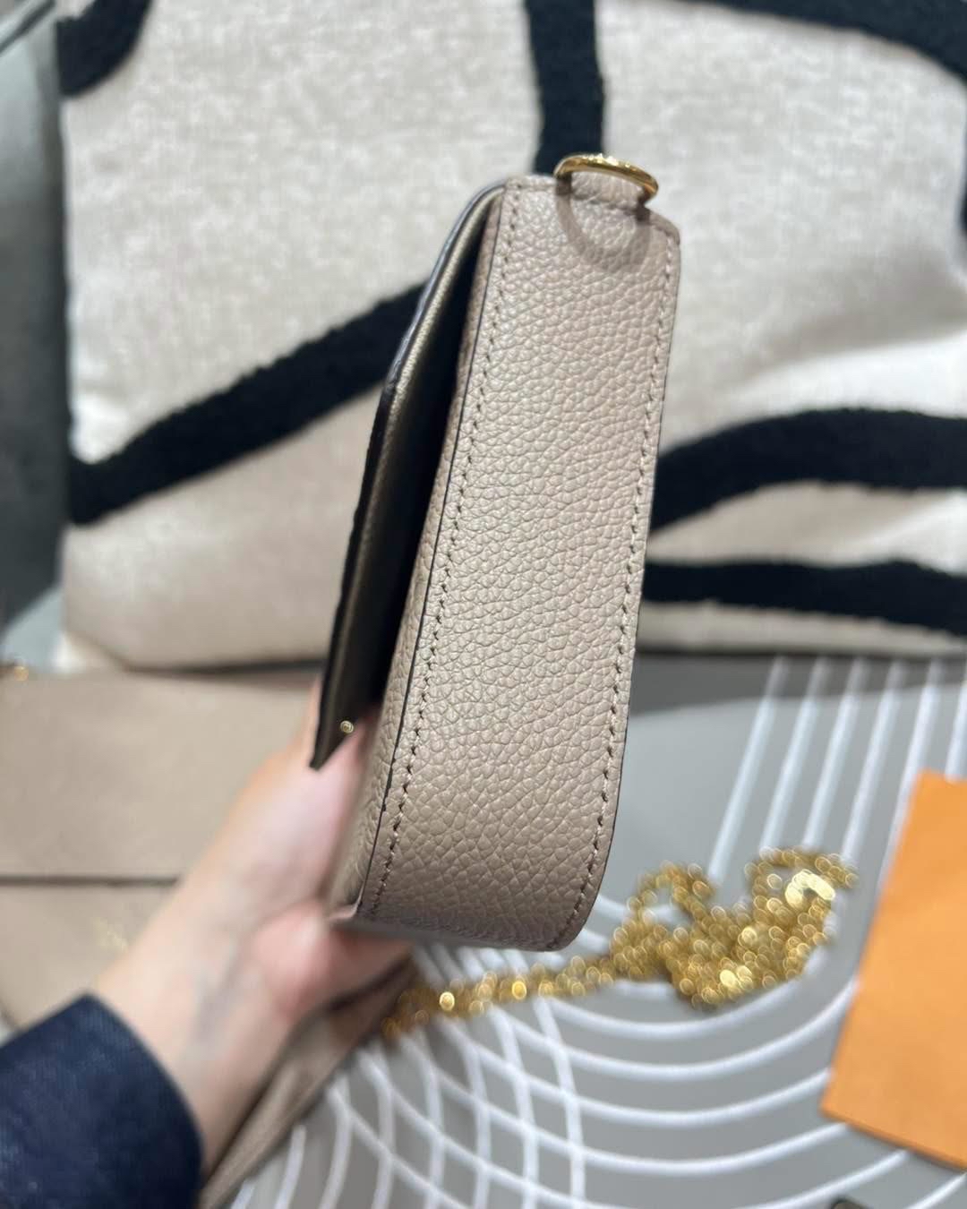 LV Felicie Pochette  三合一 M68697 米色牛皮壓紋斜背鏈條肩背包 100%Authentic,98%new ✅chain✅dust bag ✅box 