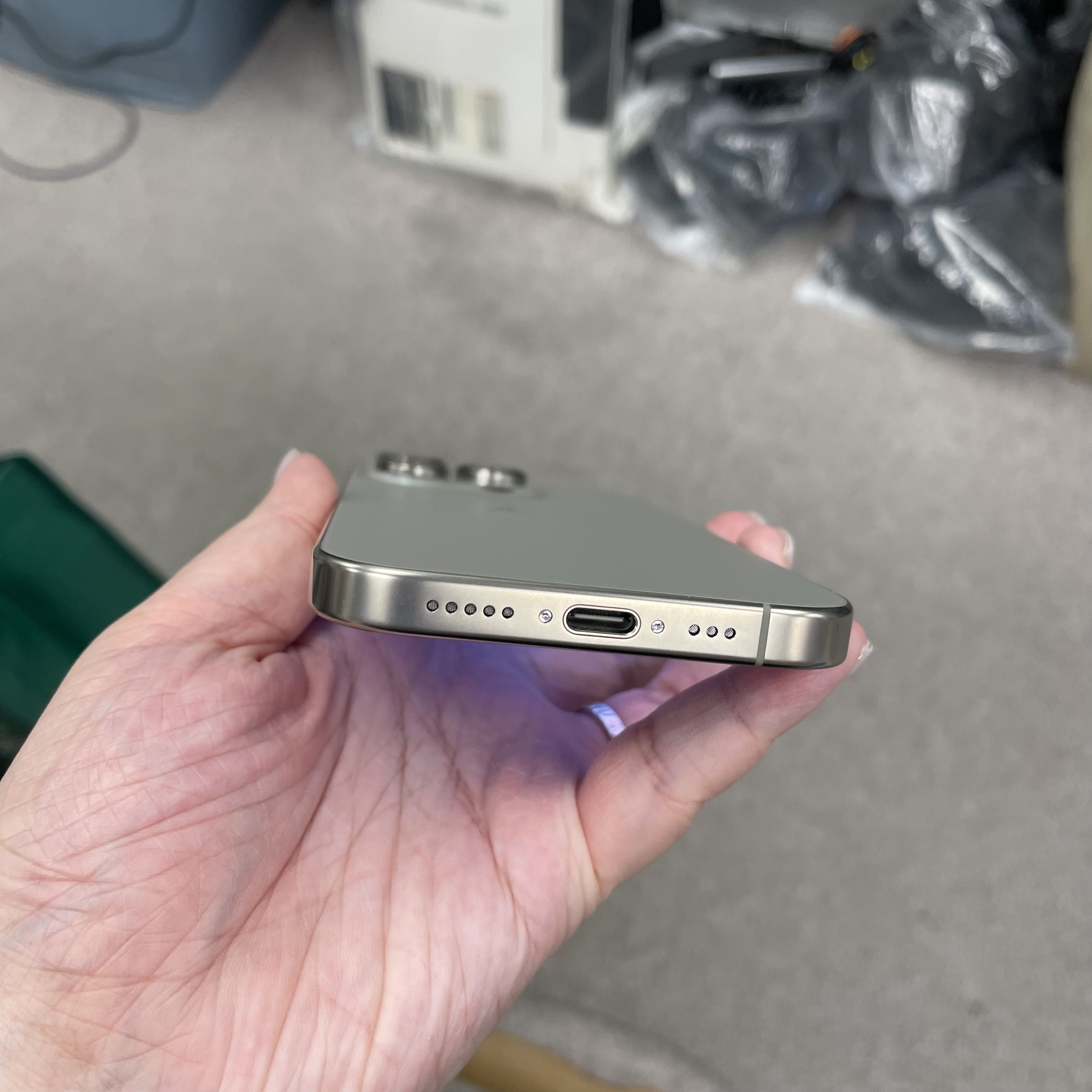 *6676 16 Pro 完美機 256GB 電100 原色 gray