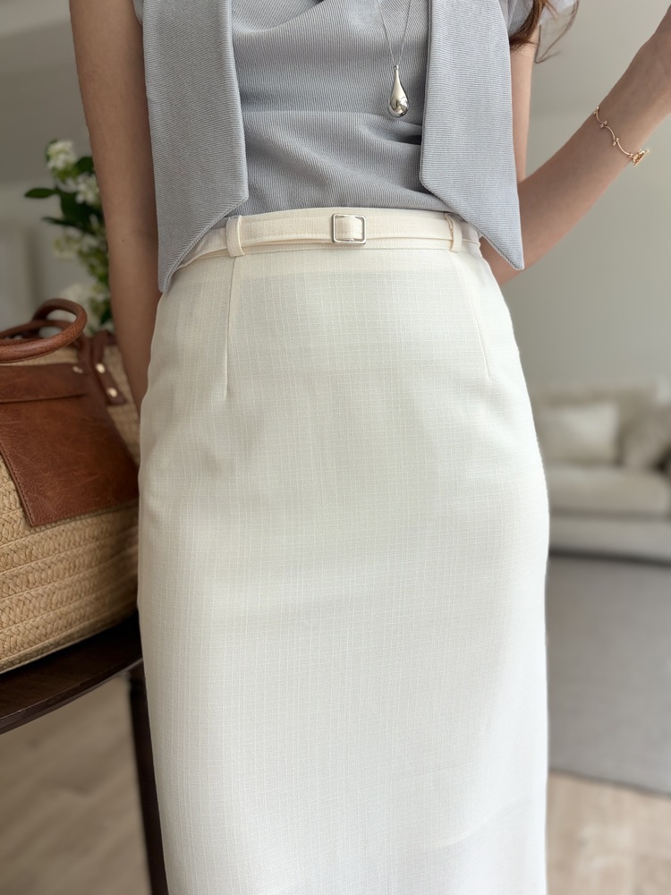 The Belted Straight Skirt (Ivory)